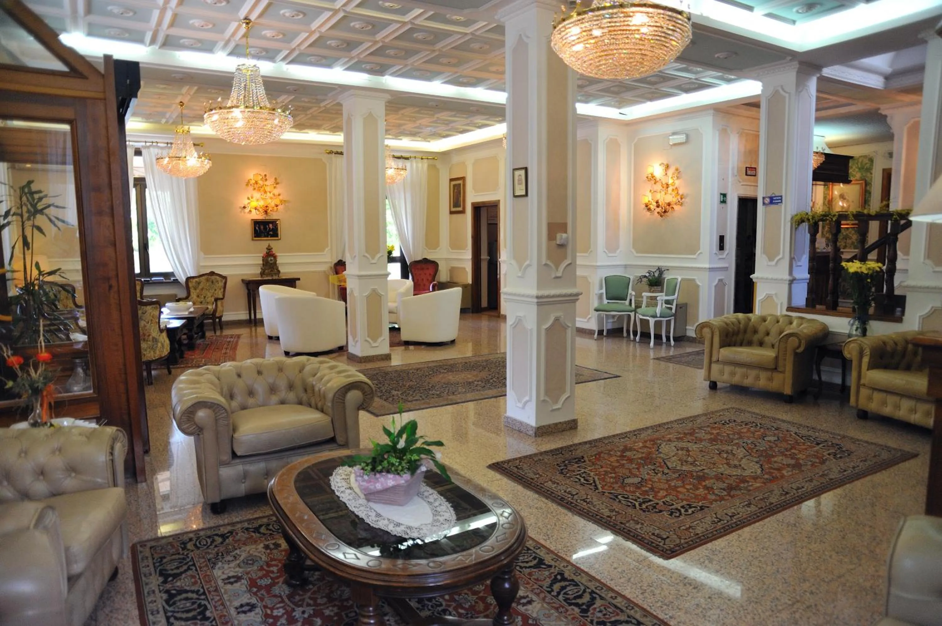 Lobby or reception in Hotel Savona