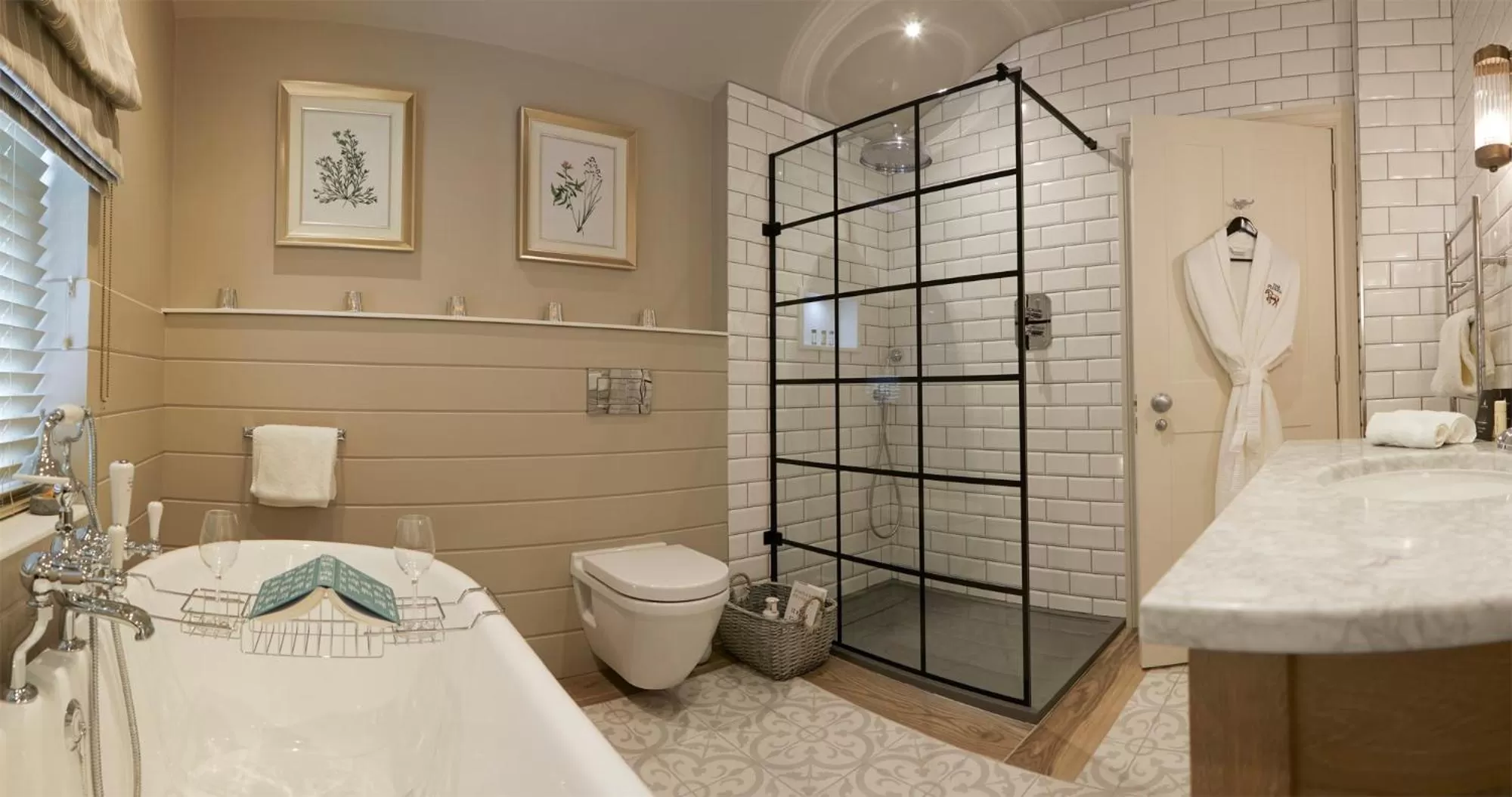 Bathroom in The Plough Inn & Cottages