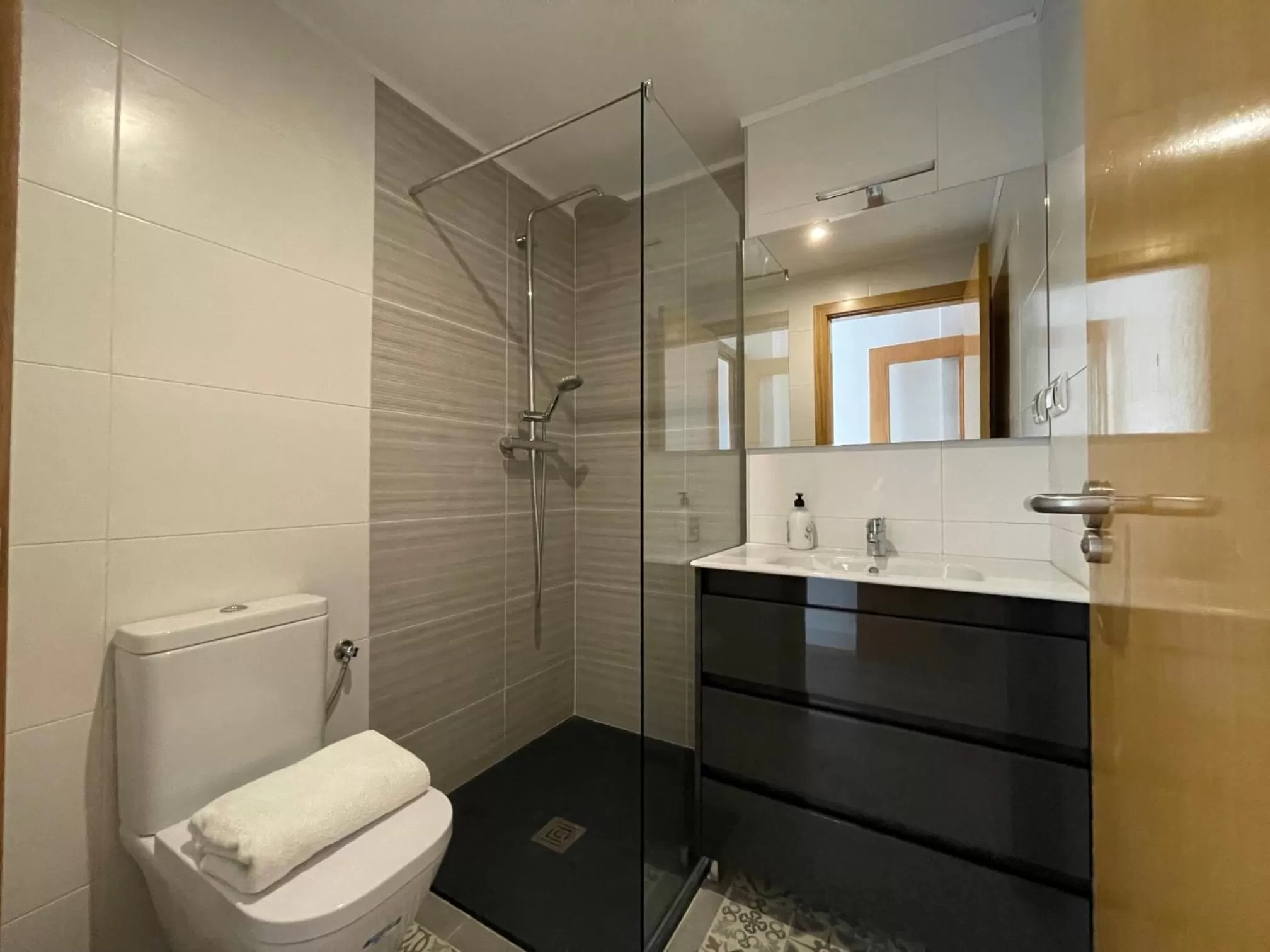 Bathroom in Barri Antic Cambrils