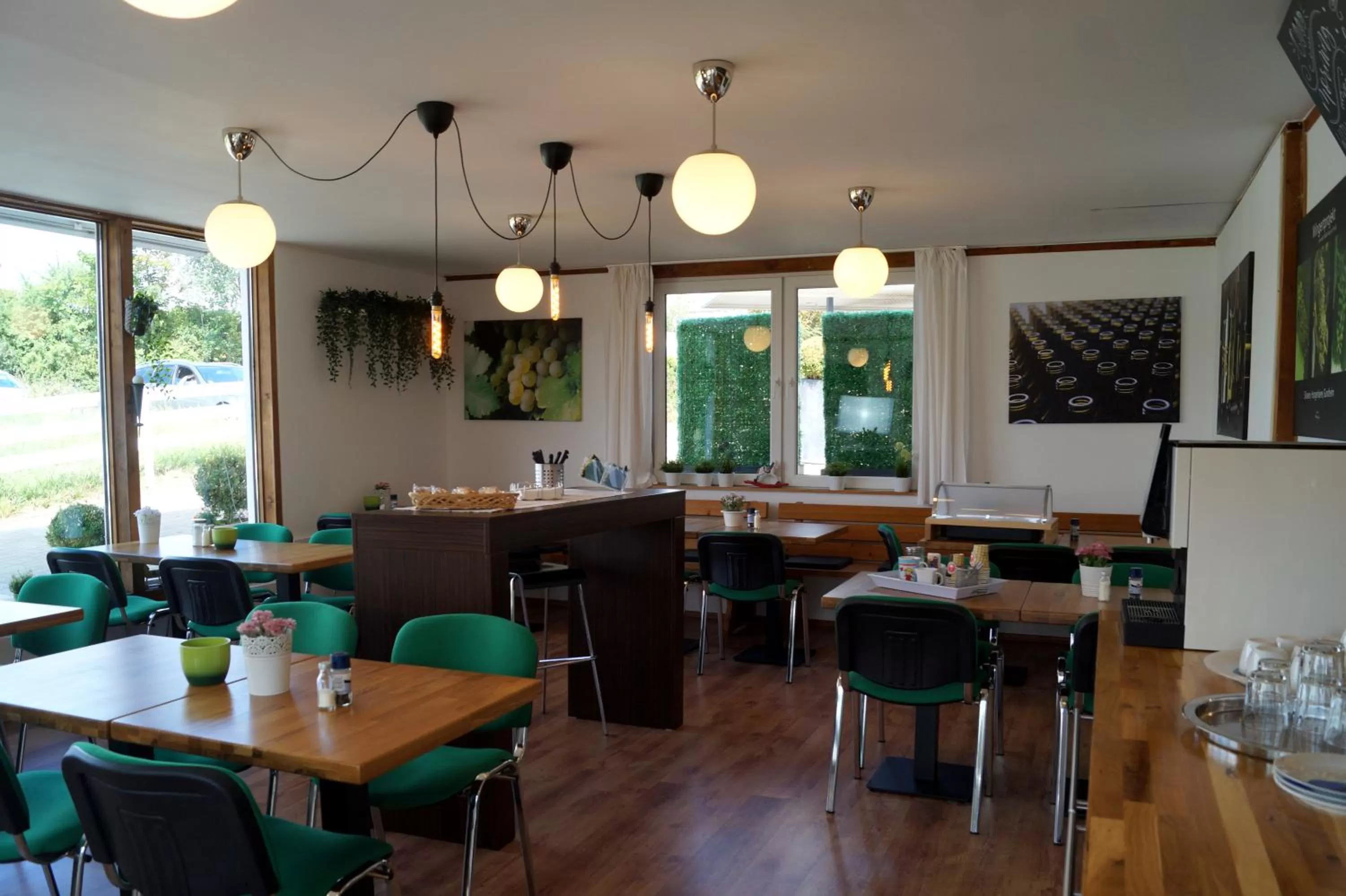 Kraft Hotel-Klimaanlage in jedem Zimmer, AC in each room!