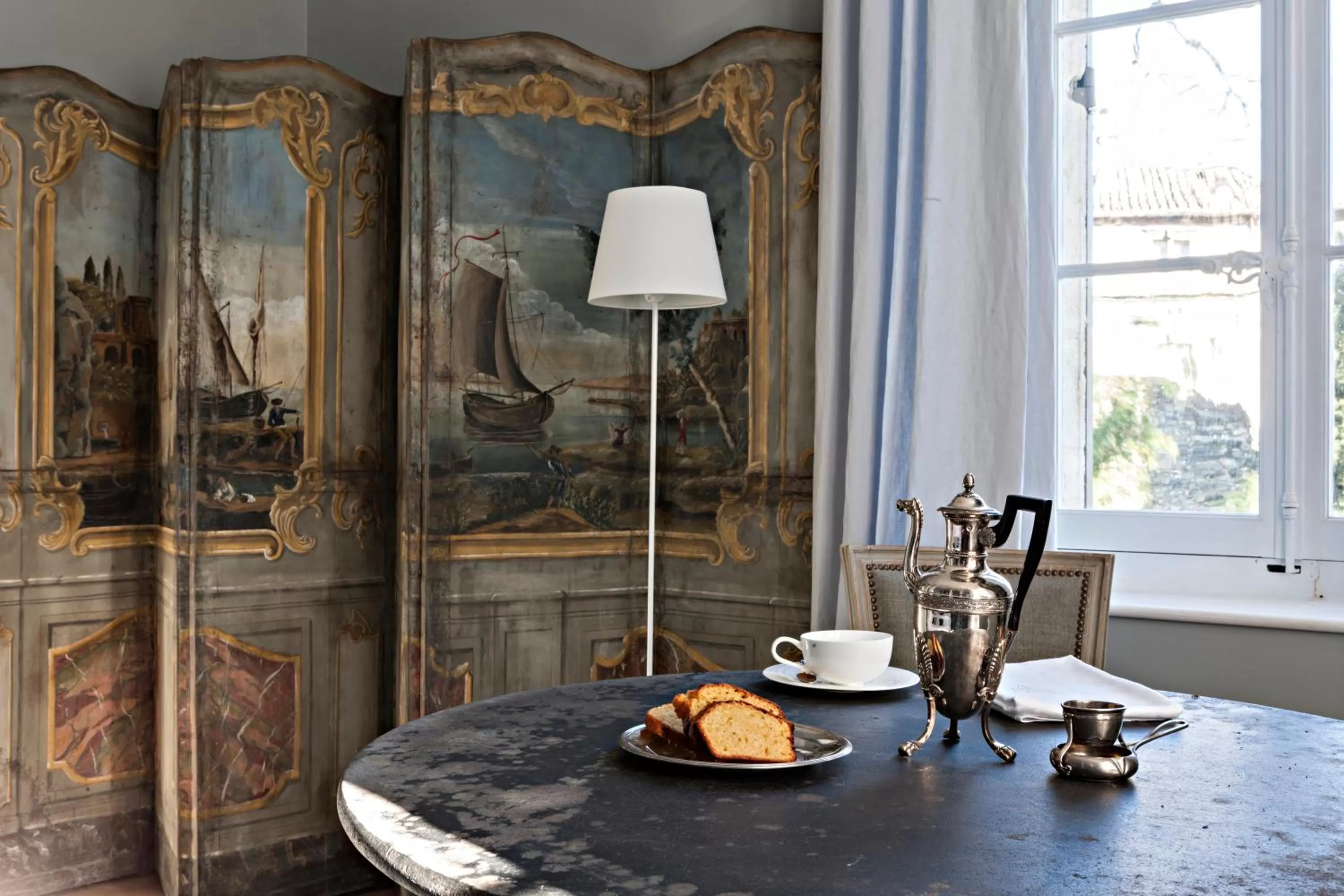 Decorative detail in La Divine Comédie-Suites Deluxe