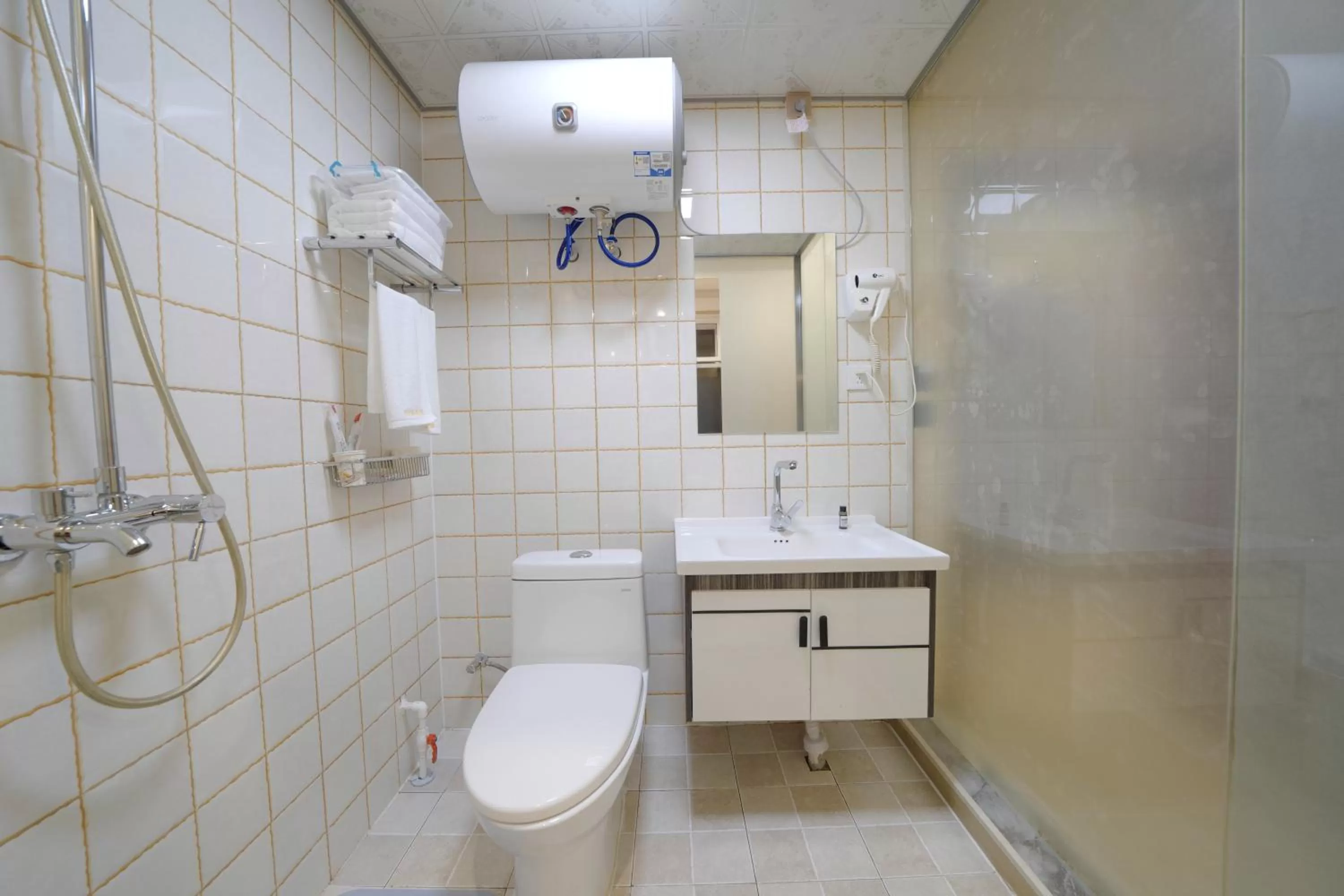 Bathroom in XinQihang Hotel Harbin Taiping Airport