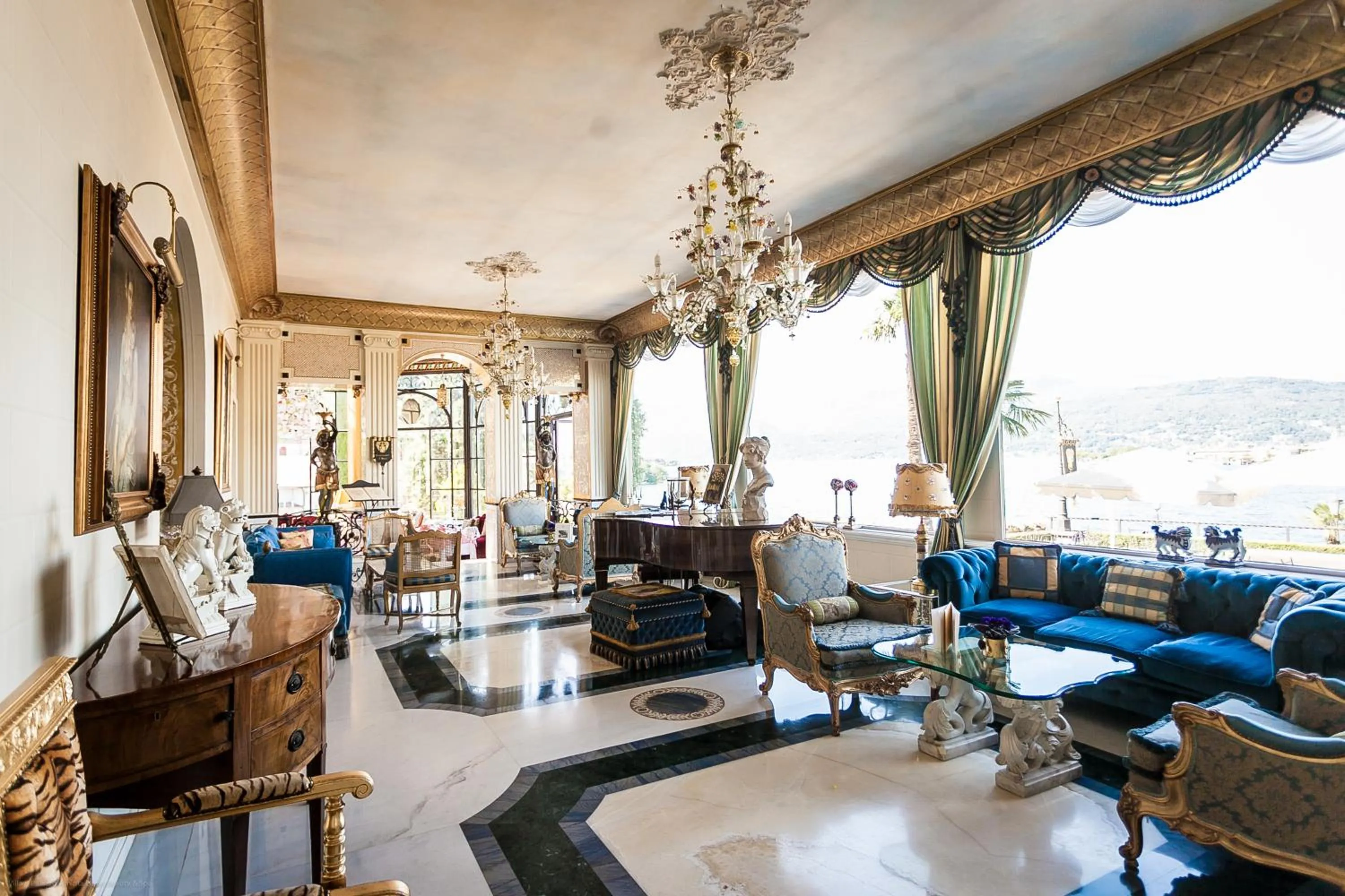 Lounge or bar in Villa e Palazzo Aminta - A Leading Hotel of The World