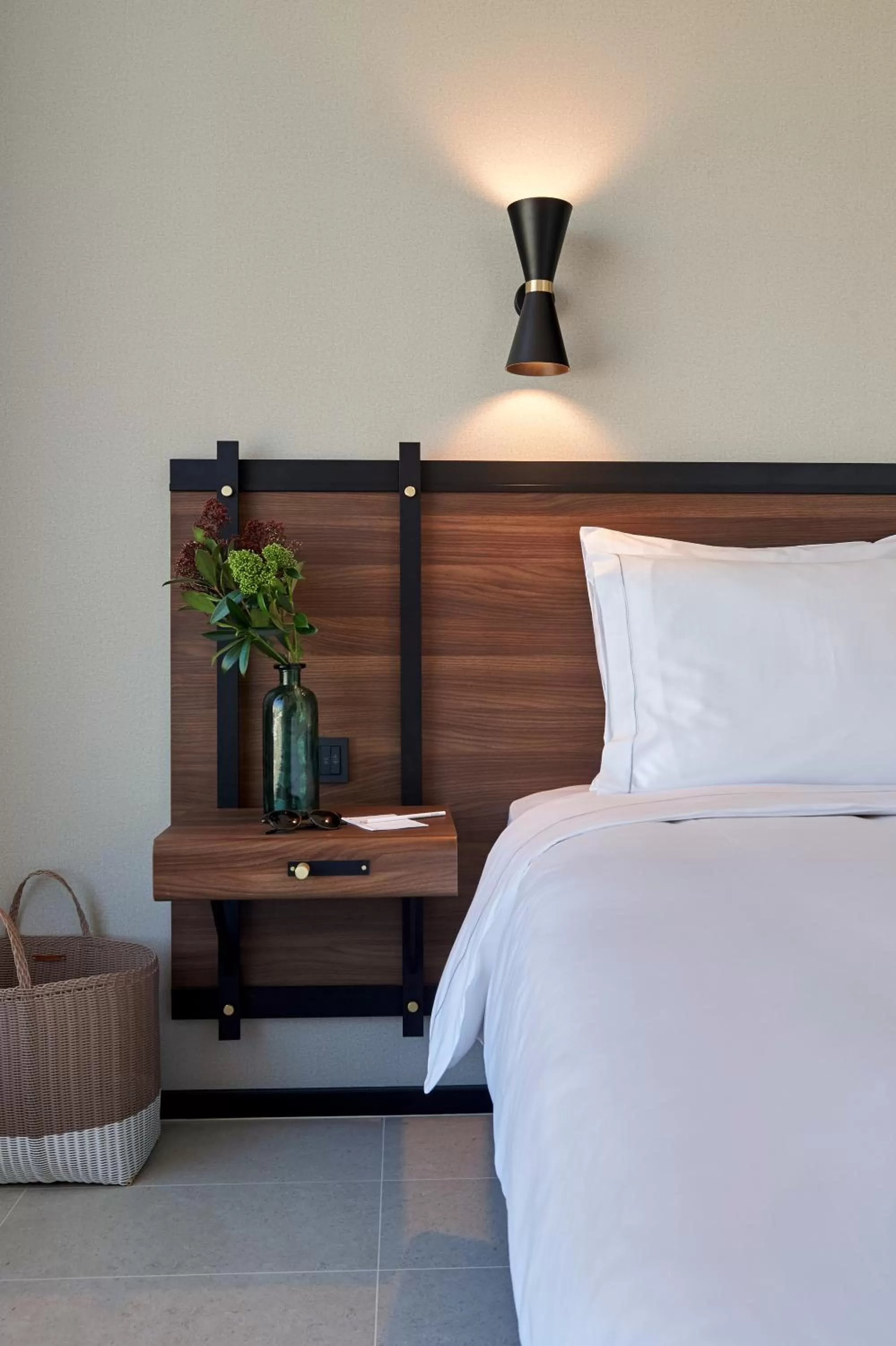 Bed in FORM Hotel Al Jaddaf, Dubai, a Member of Design Hotels