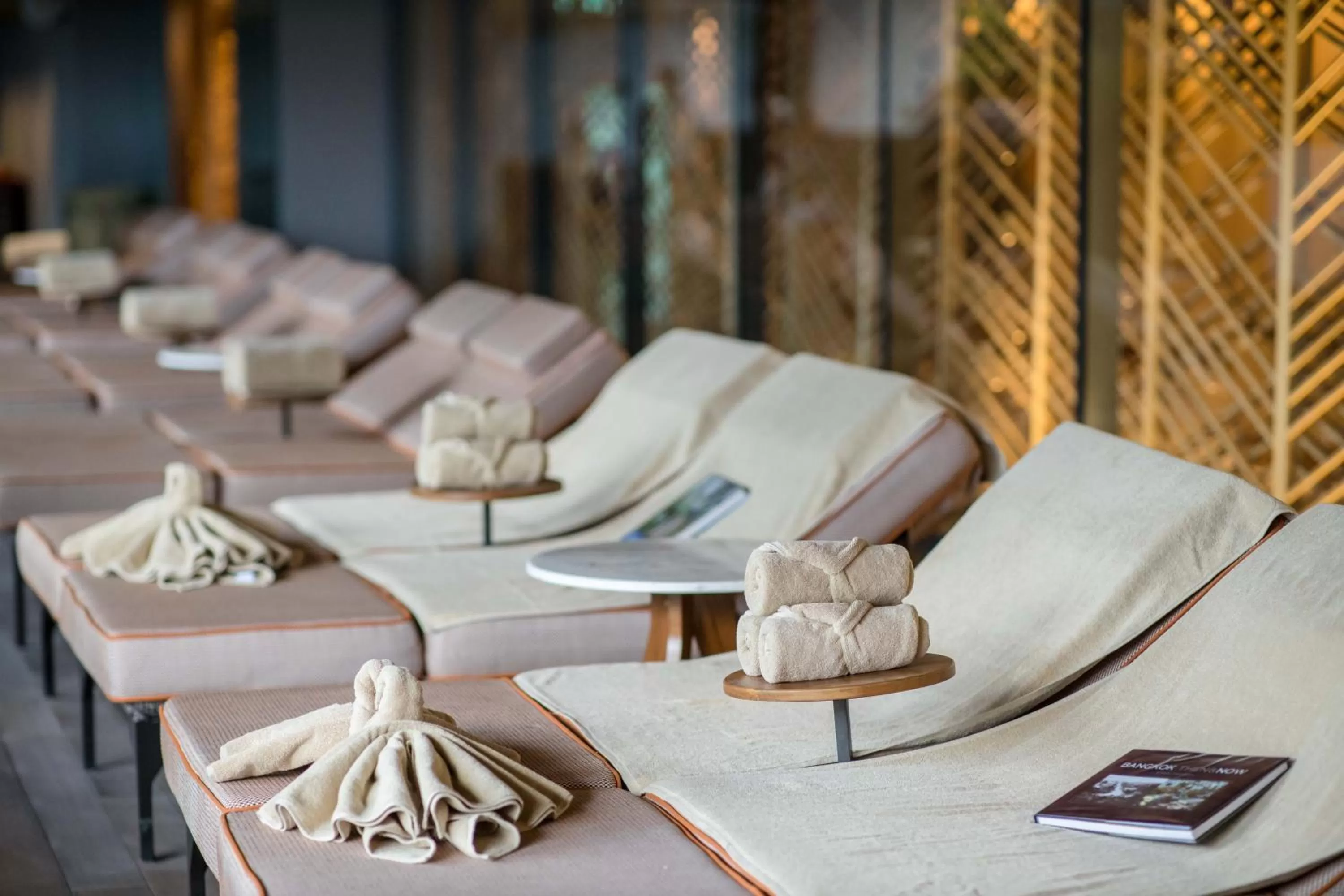 Swimming pool in Hyatt Regency Bangkok Sukhumvit