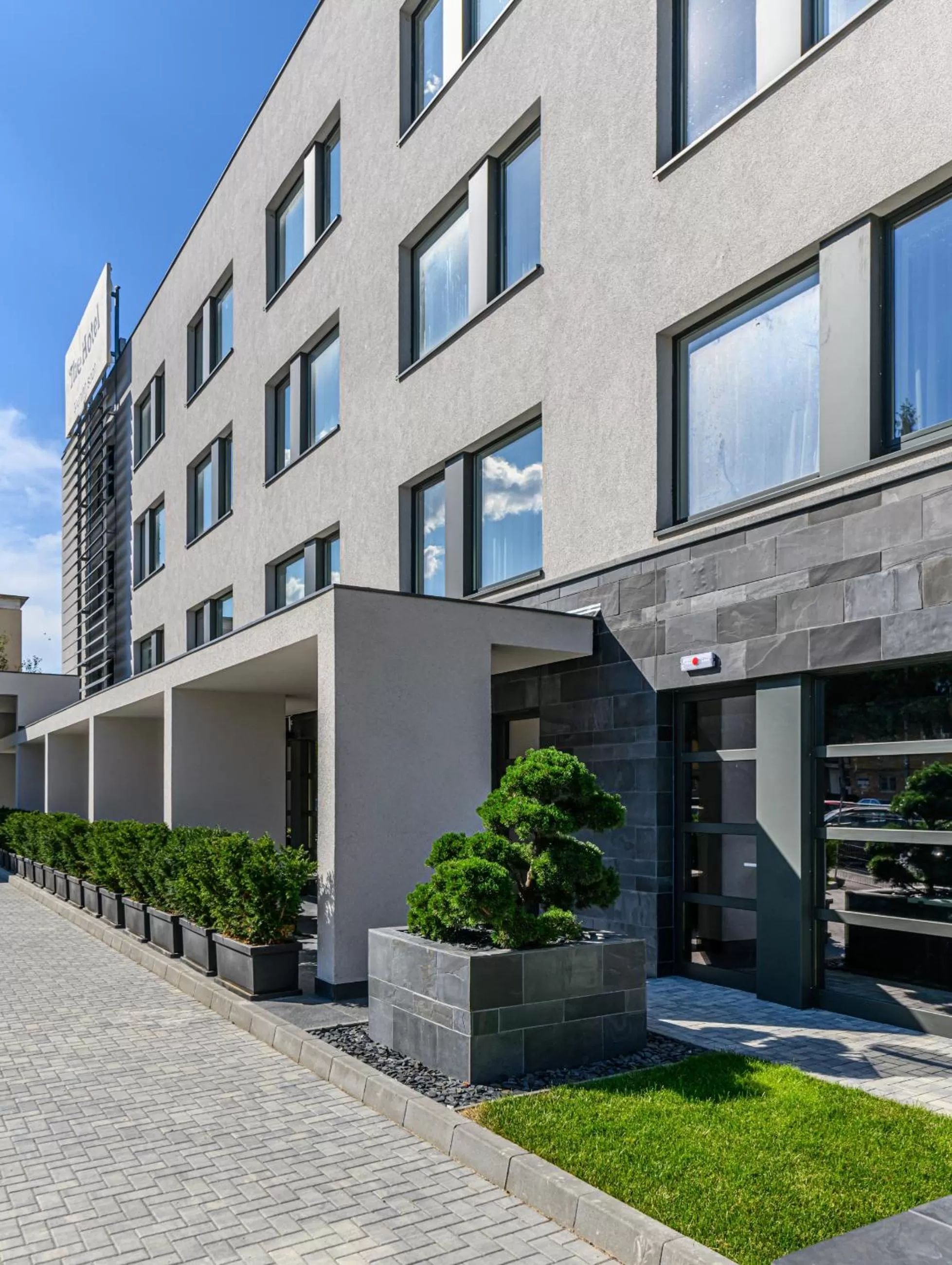 Property building in B THE HOTEL