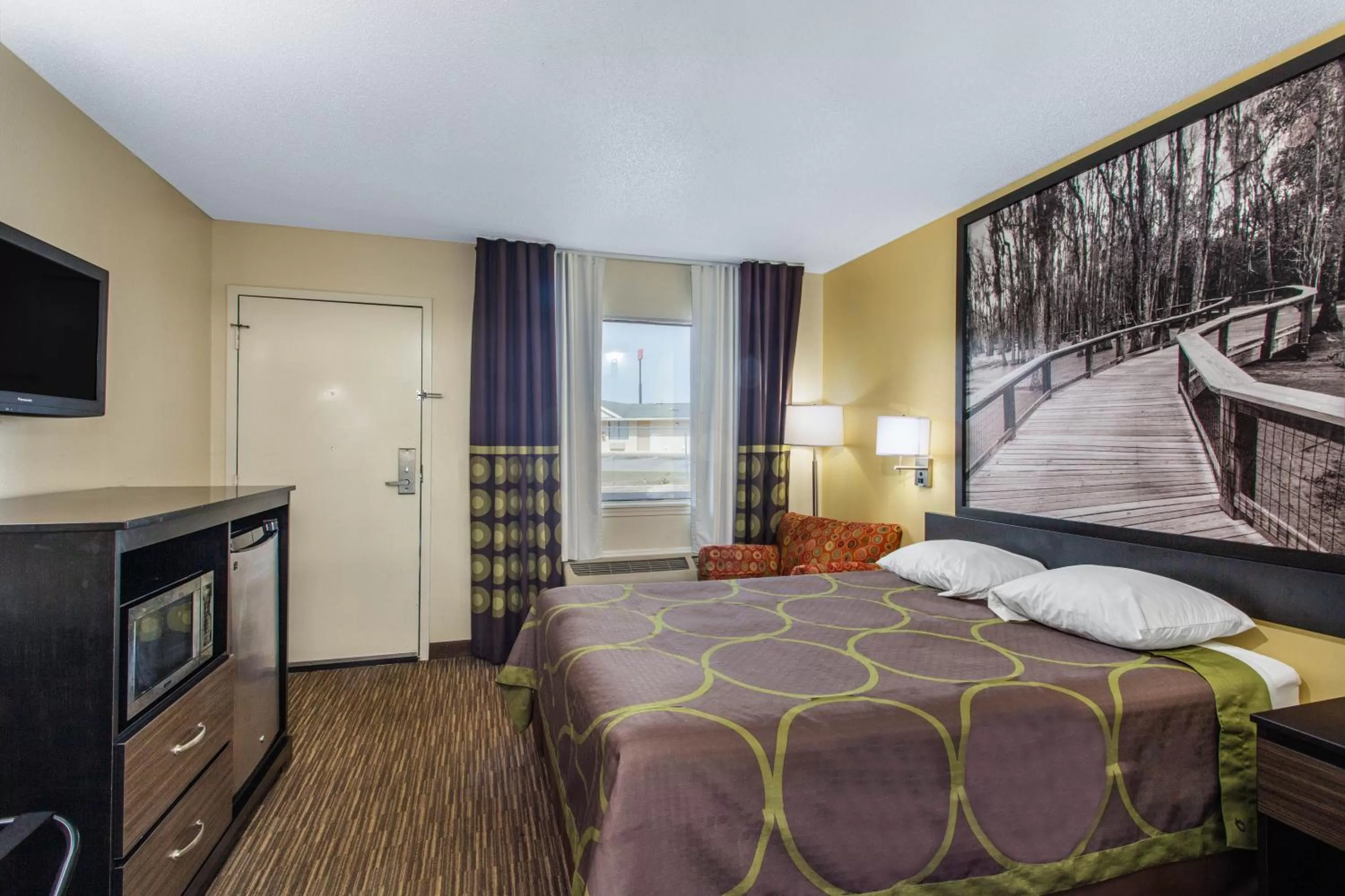 Bed in Super 8 by Wyndham Florence