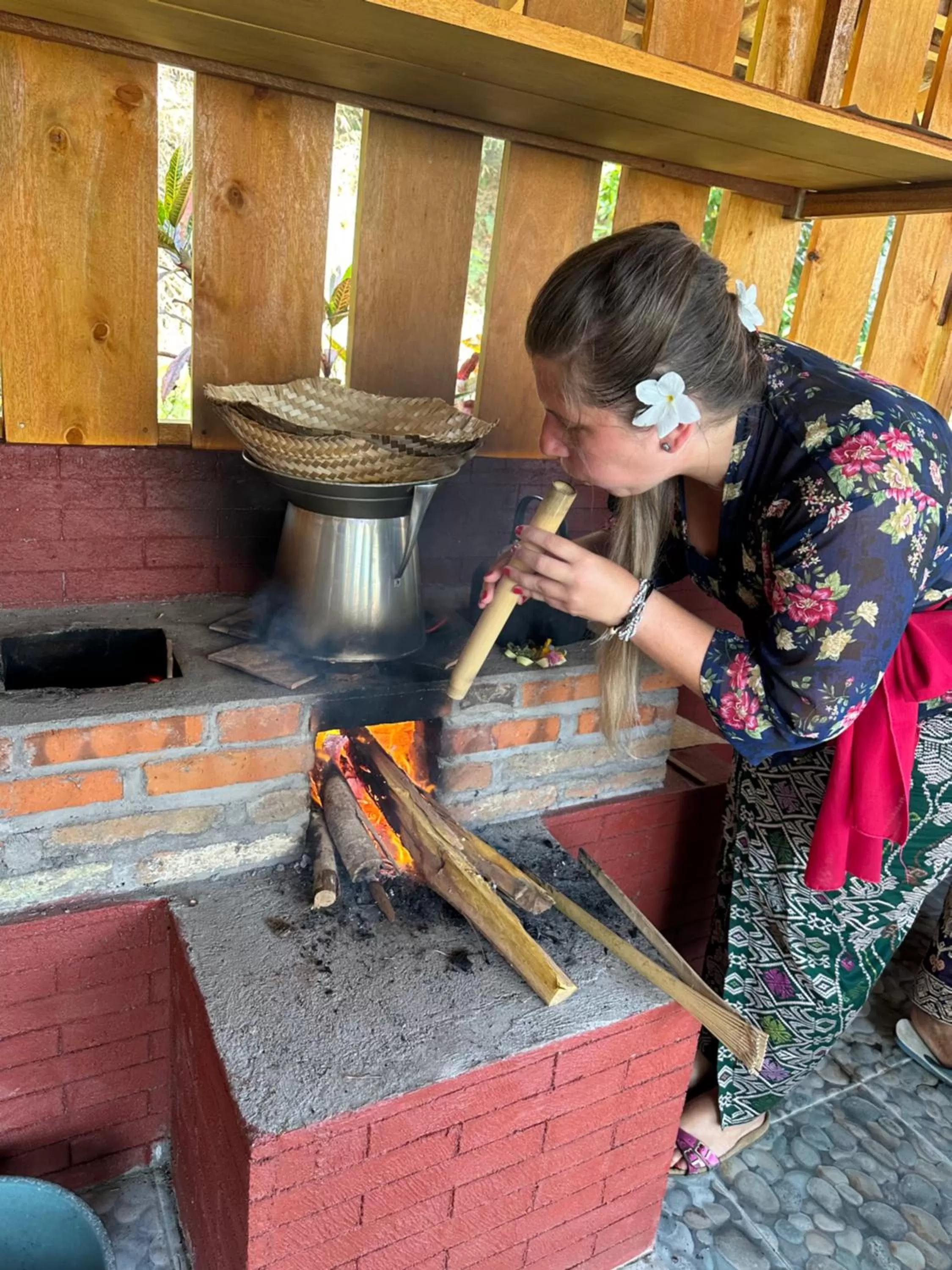 People in VILLA IPSA