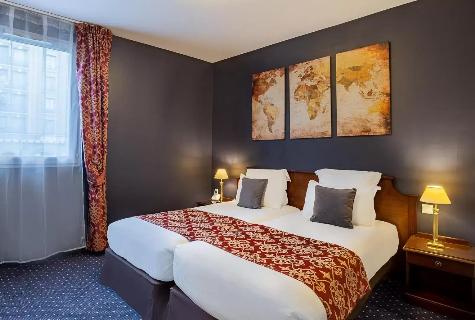 Superior Double Room with Two Single Beds - single occupancy in Amiral Hôtel Superior Double Room with Two Single Beds - single occupancy in Amiral Hôtel