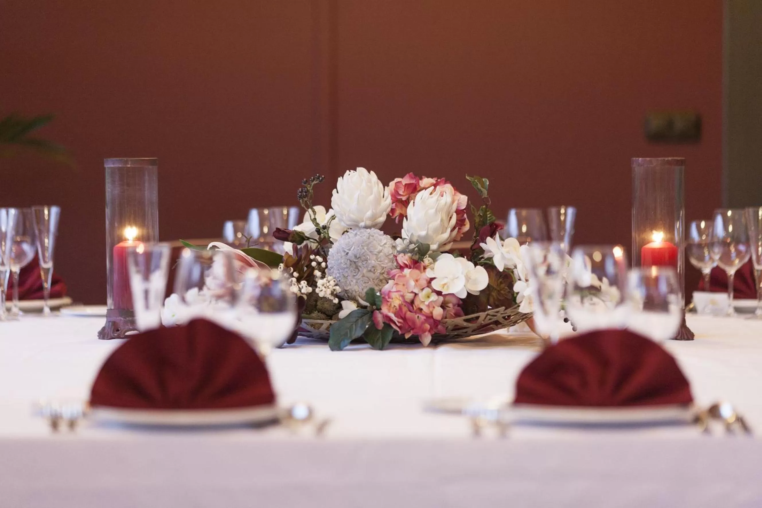 Restaurant/places to eat in Hotel Larrañaga