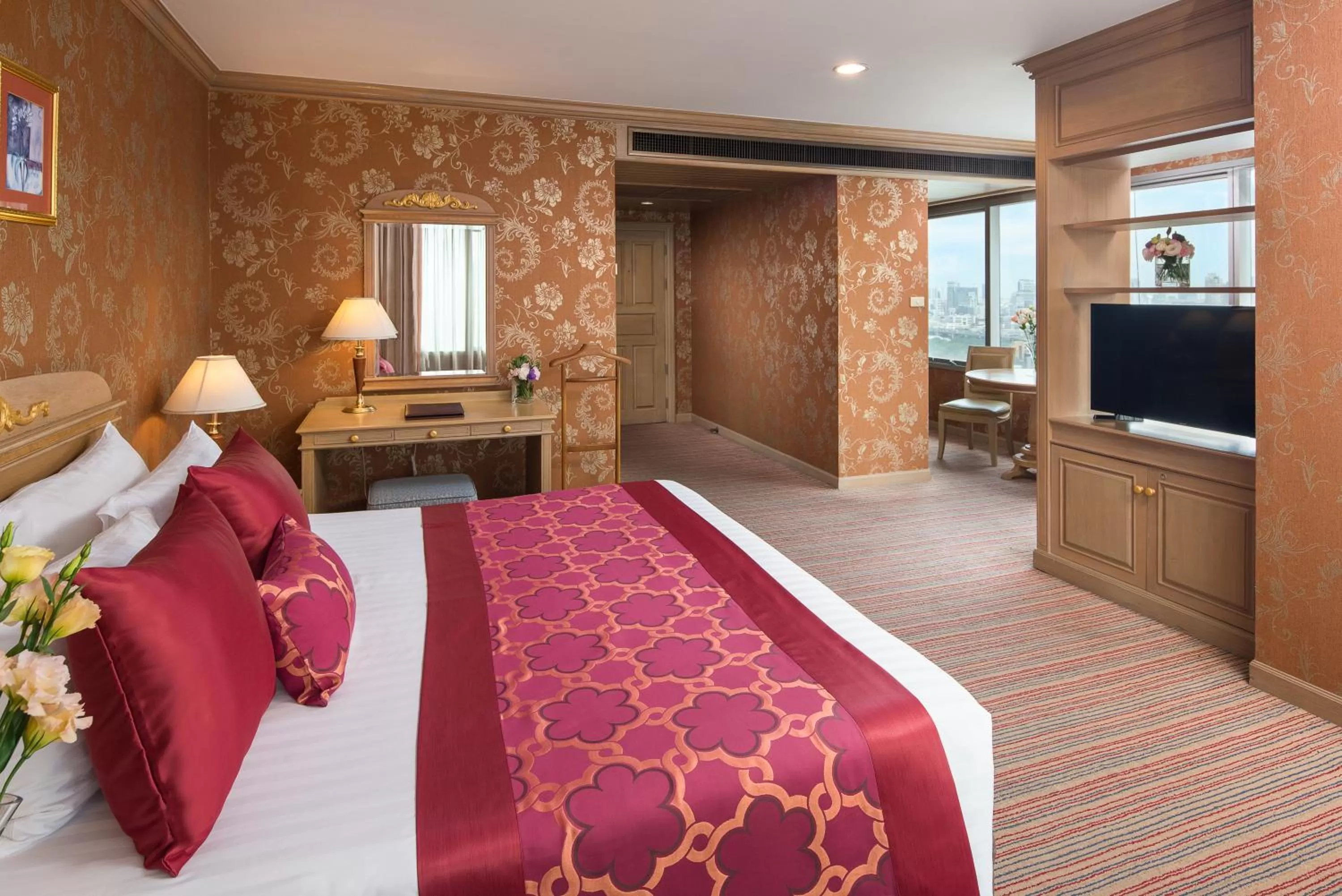 Bedroom, Bed in Prince Palace Hotel Bangkok