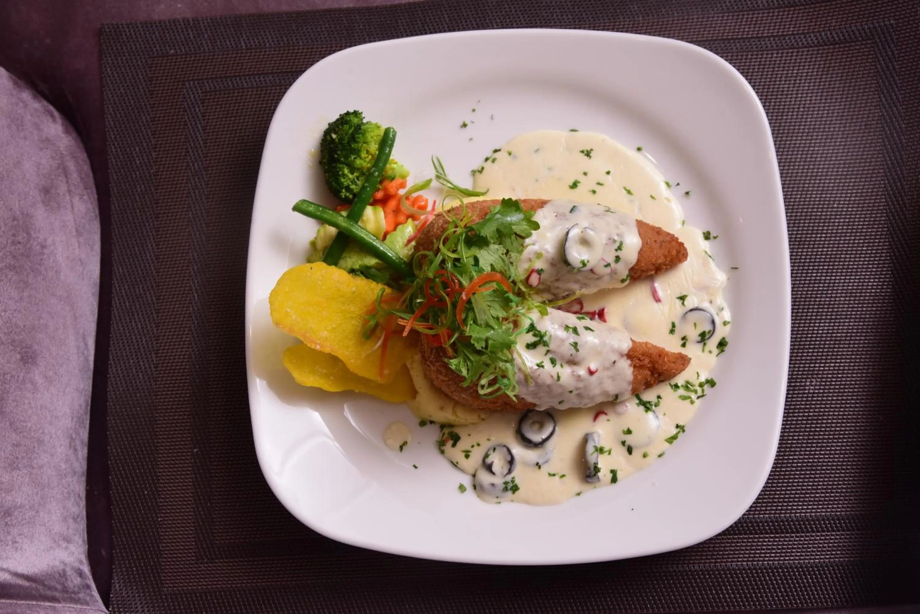 Food and drinks in Best Western Premier Hotel Gulberg Lahore