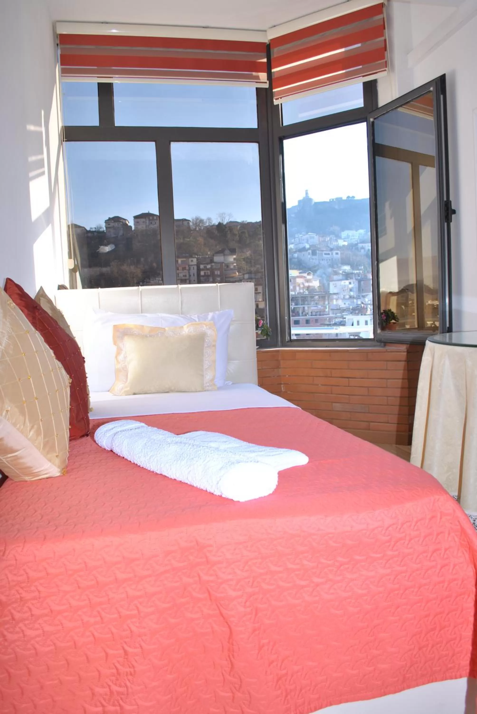 Bed in Hotel The First