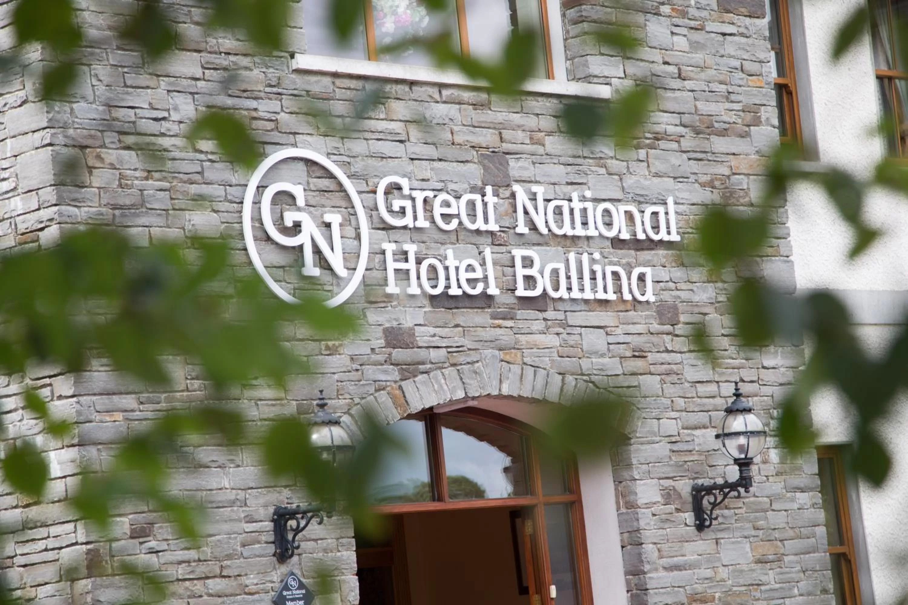 Restaurant/places to eat in Great National Hotel Ballina