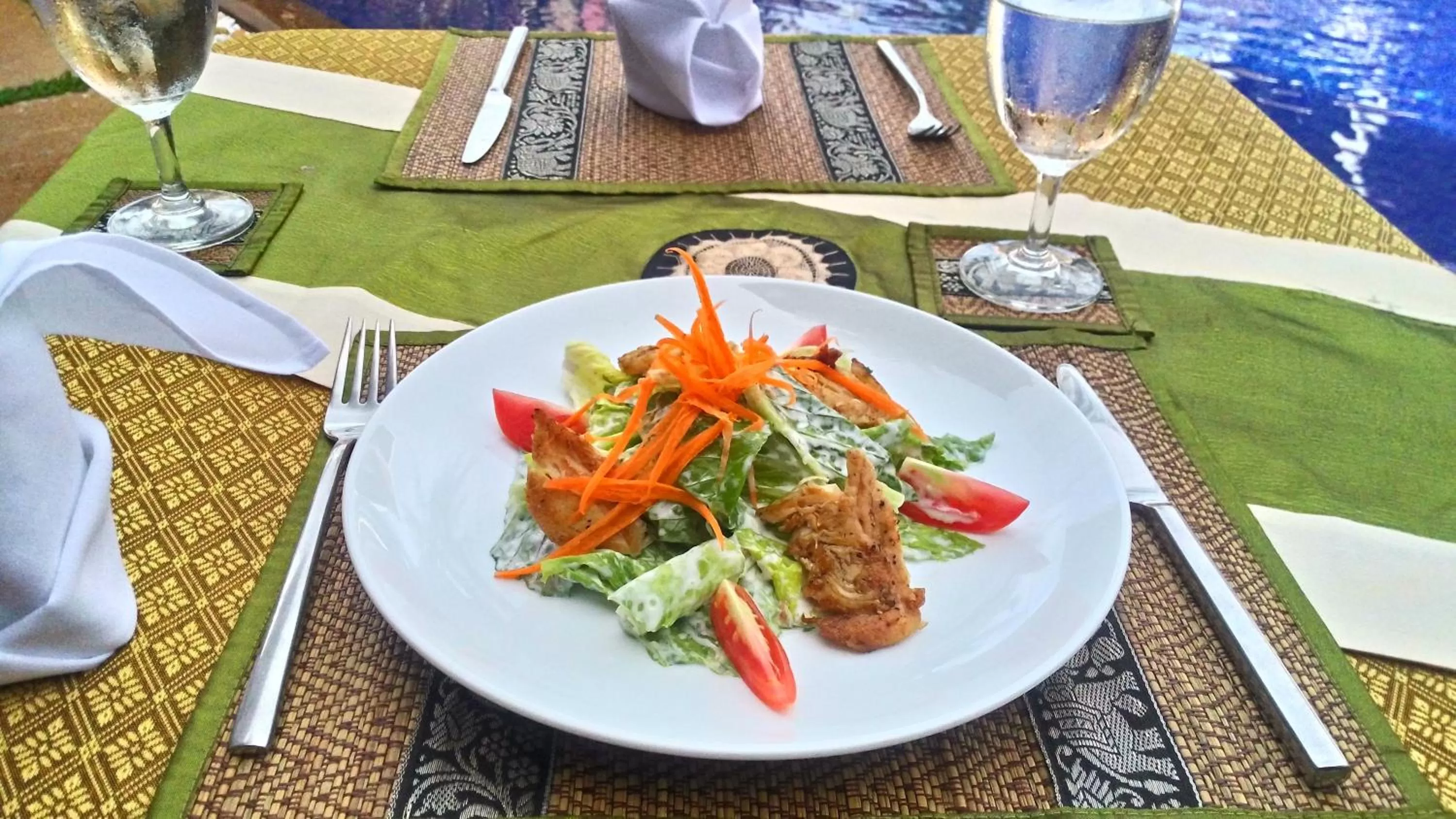 Meals in BayStone Resort