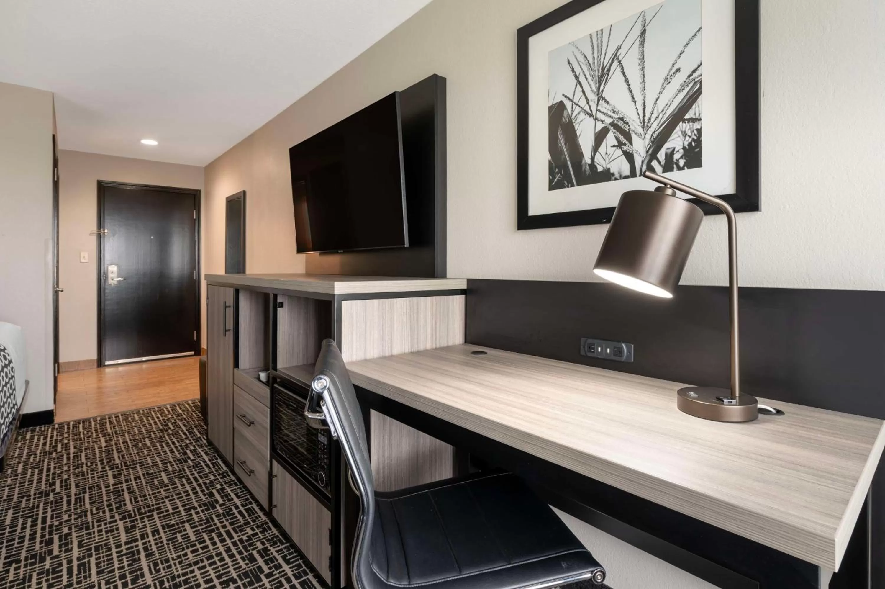 Bedroom in Best Western Plus Greenwood Indy South Inn