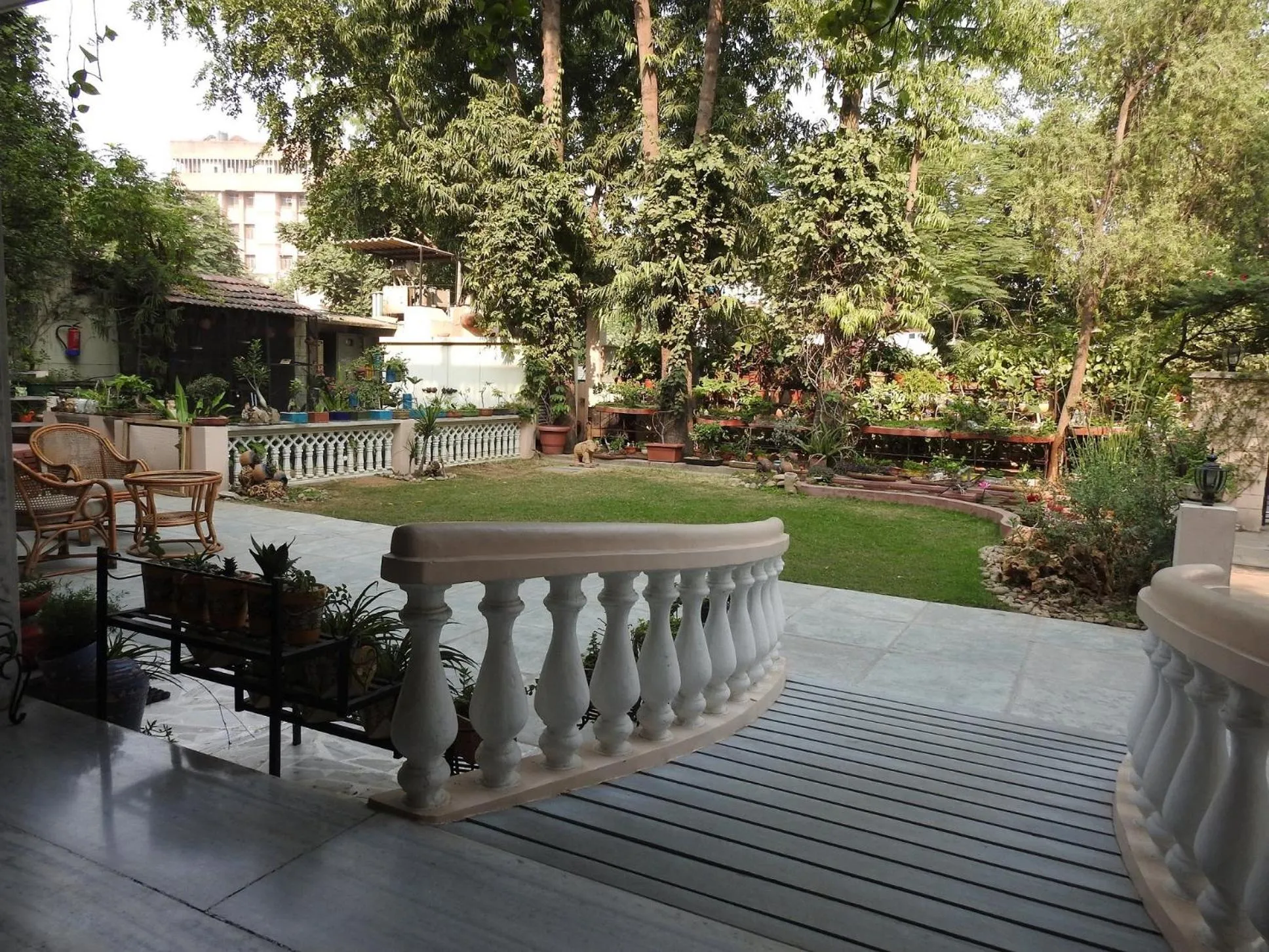 Garden in Tara Niwas