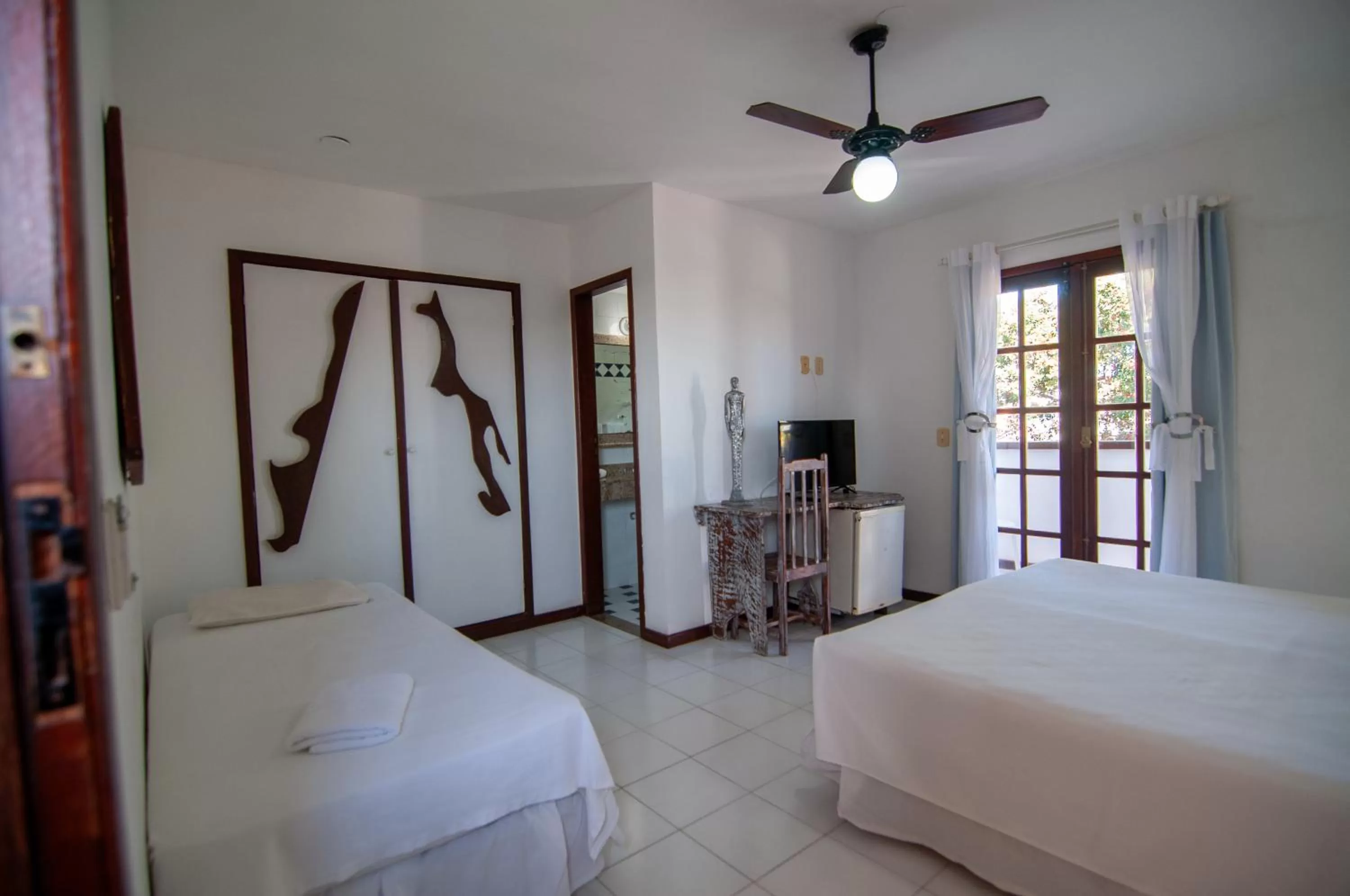 Photo of the whole room in Buzios Arambaré Hotel