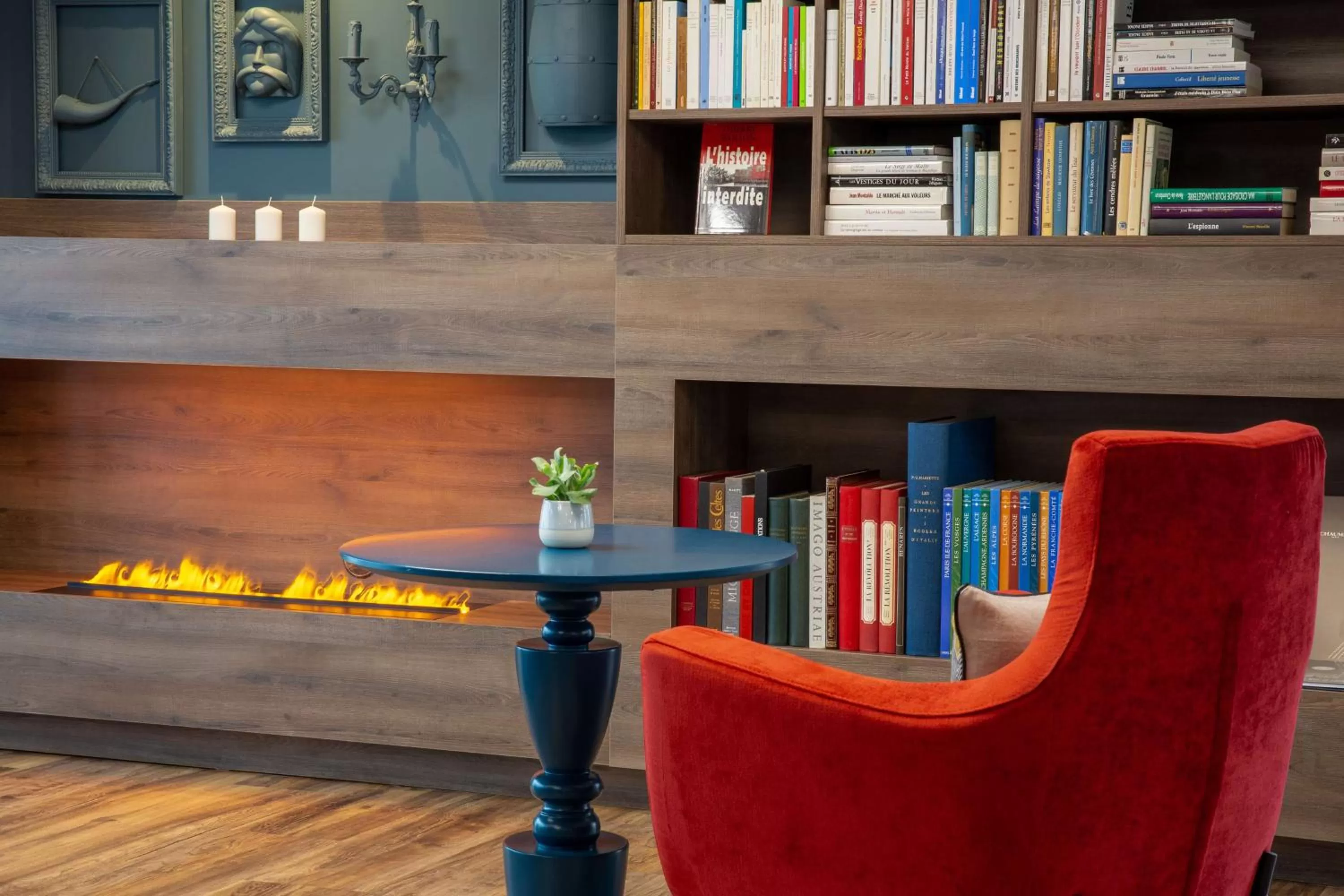 Lobby or reception in Best Western Plus Le Conquerant Rouen Nord