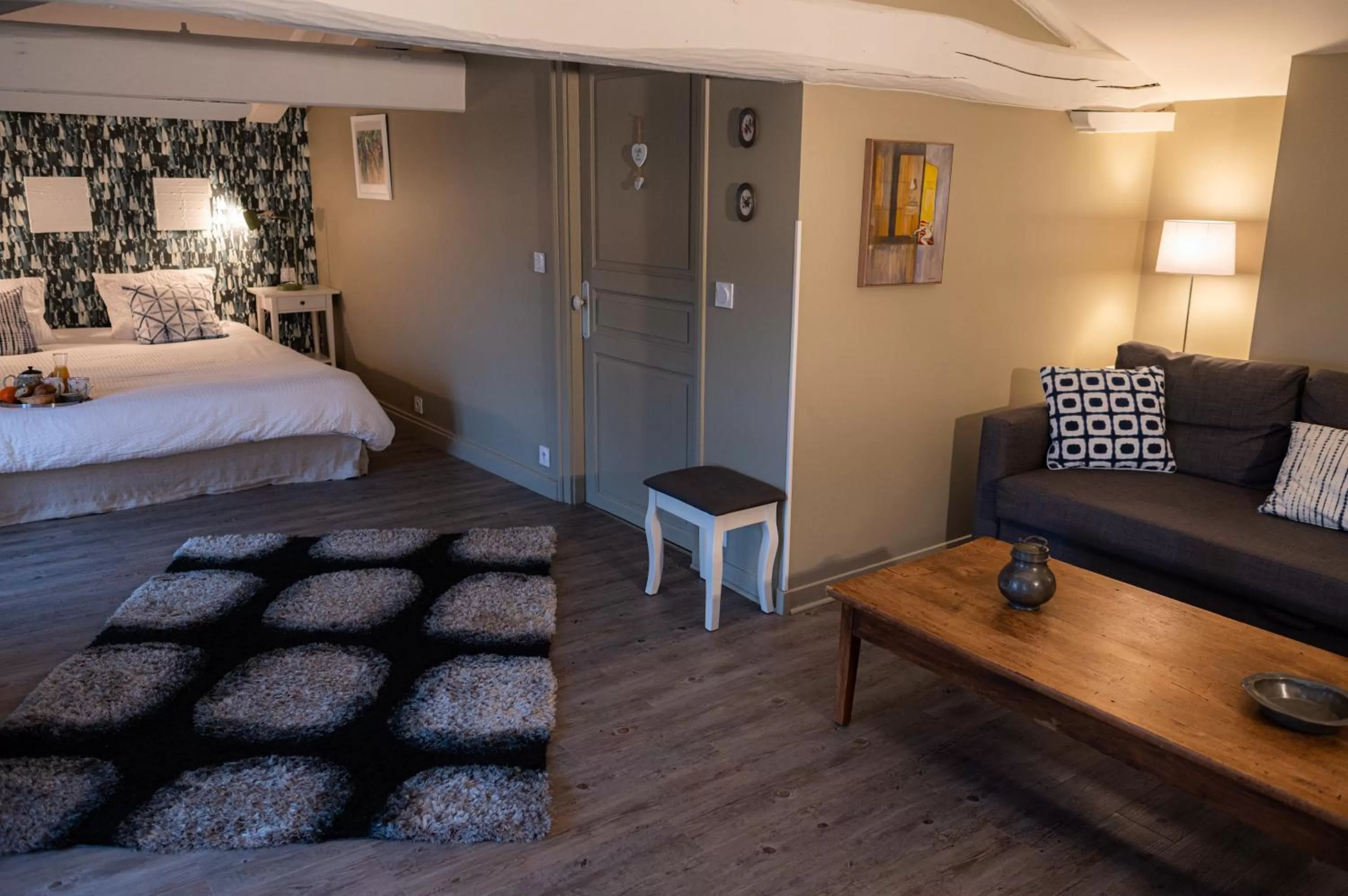 Photo of the whole room, Bed in La Tillaie SPA et Sauna