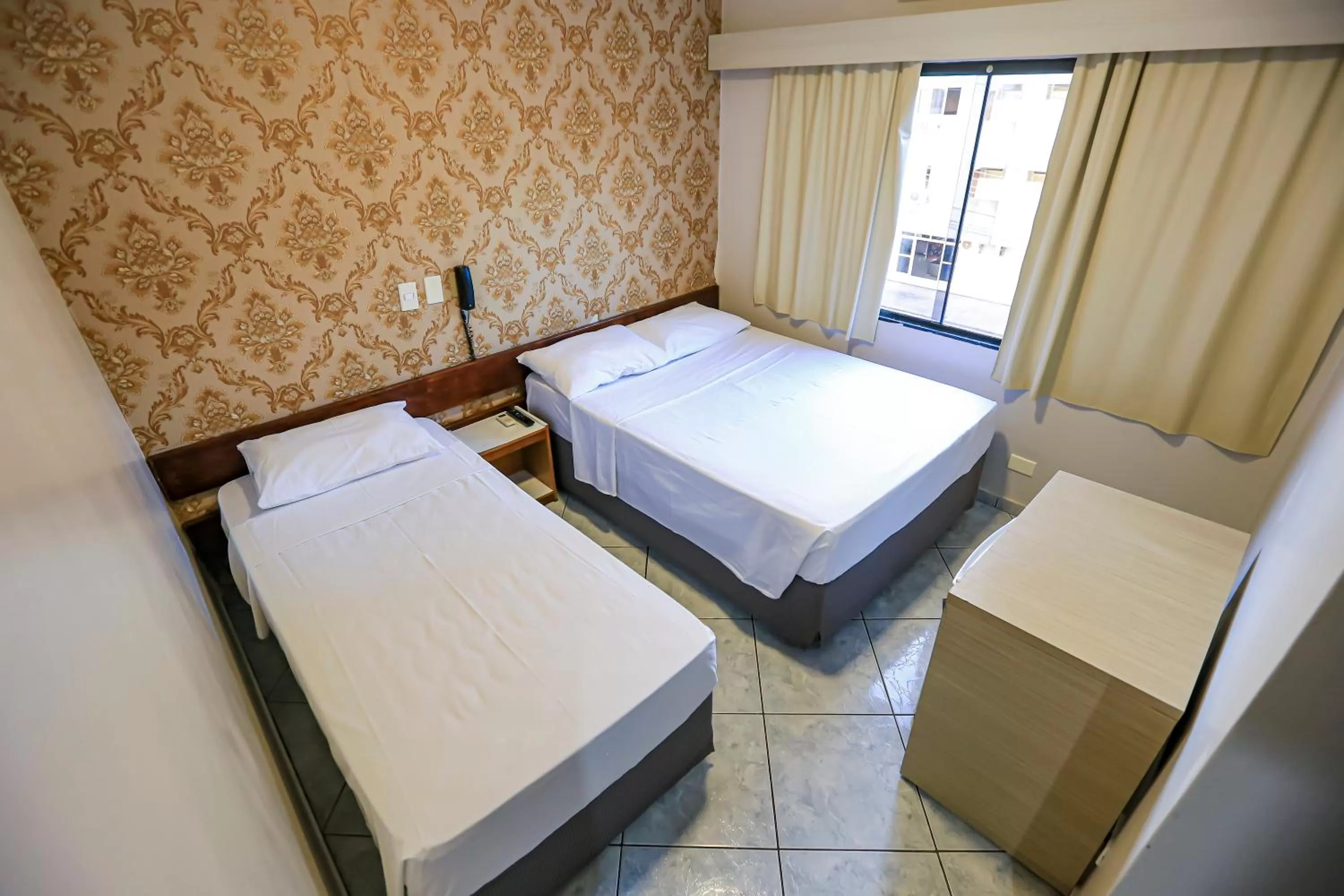 Photo of the whole room in Foz Express Hotel Centro