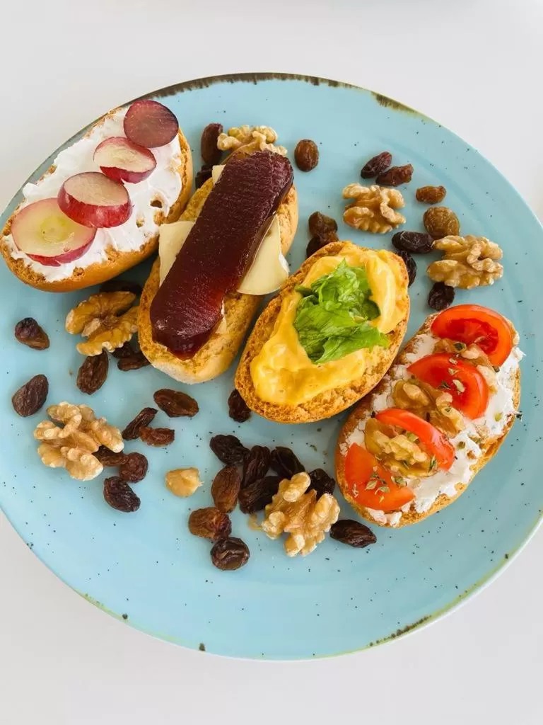 Food and drinks in DESIGN SUITES Boutique Hotel - Adults Only