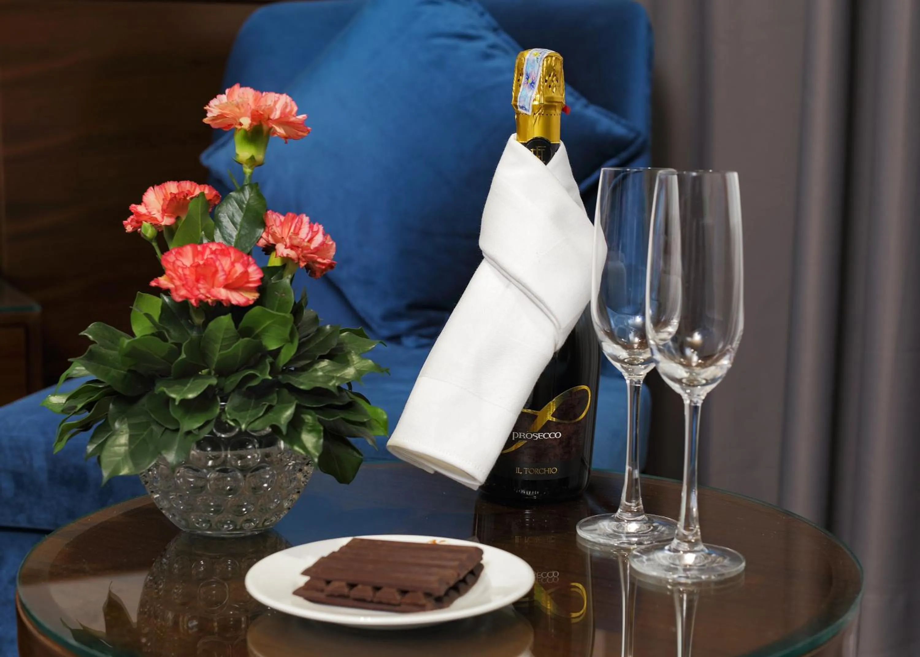 Central Palace Hotel