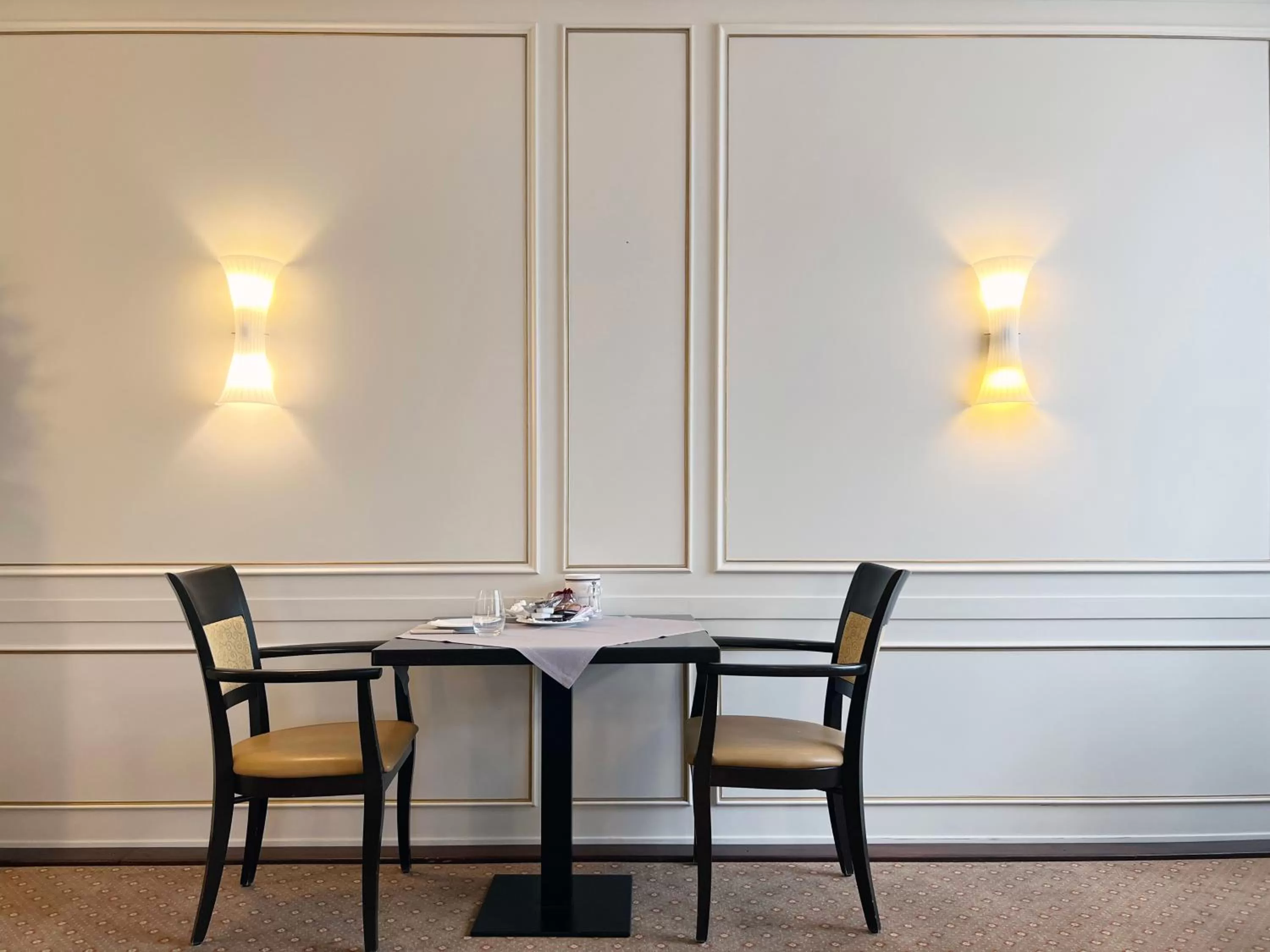 Restaurant/places to eat in Hotel Kühler Krug