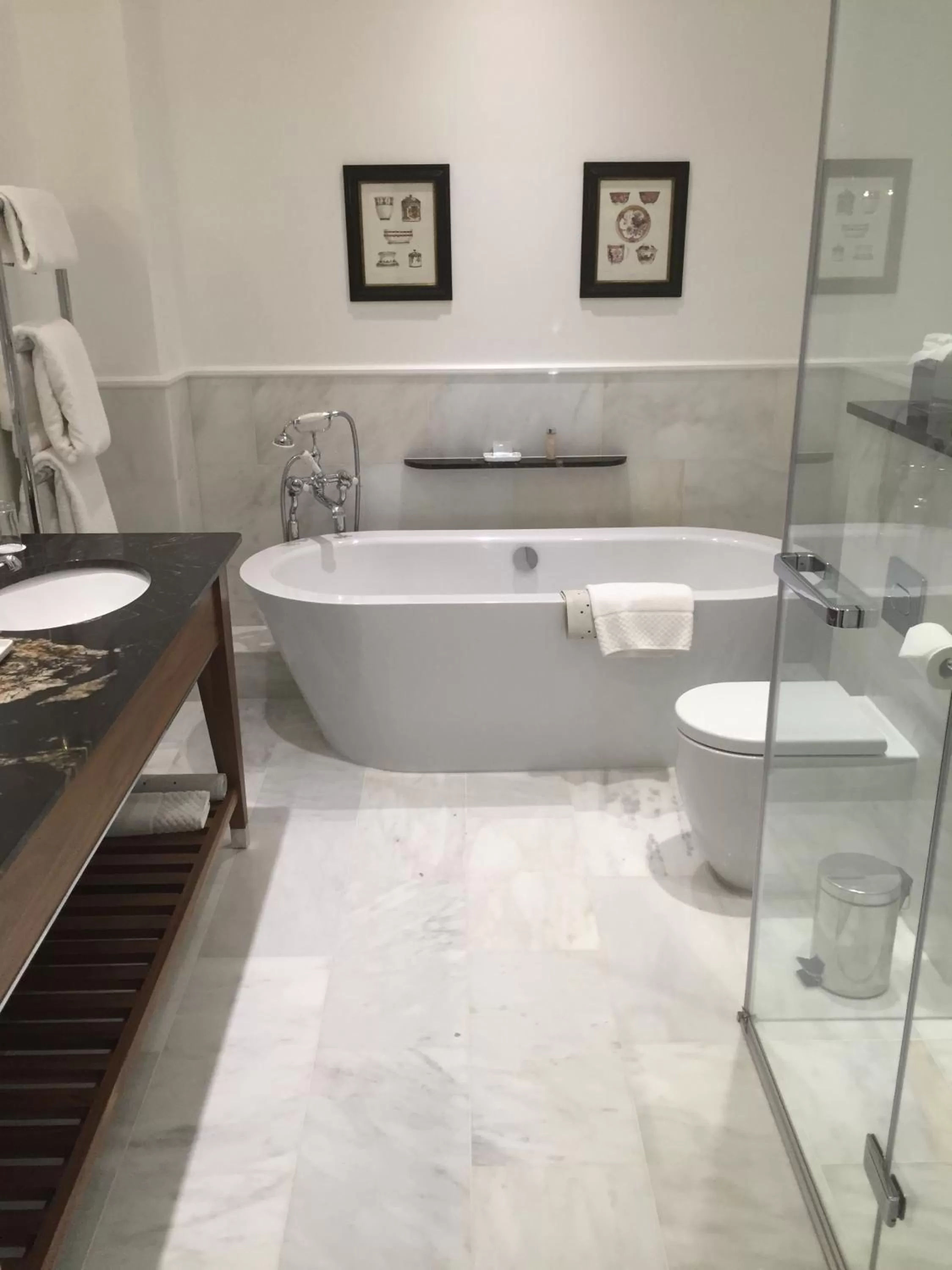 Shower in Lucknam Park, Emblems Collection