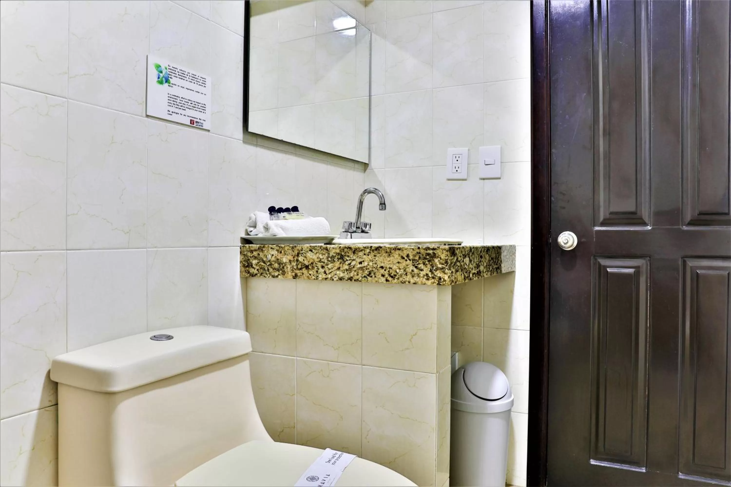 Bathroom in Hotel Colonial Playa del Carmen