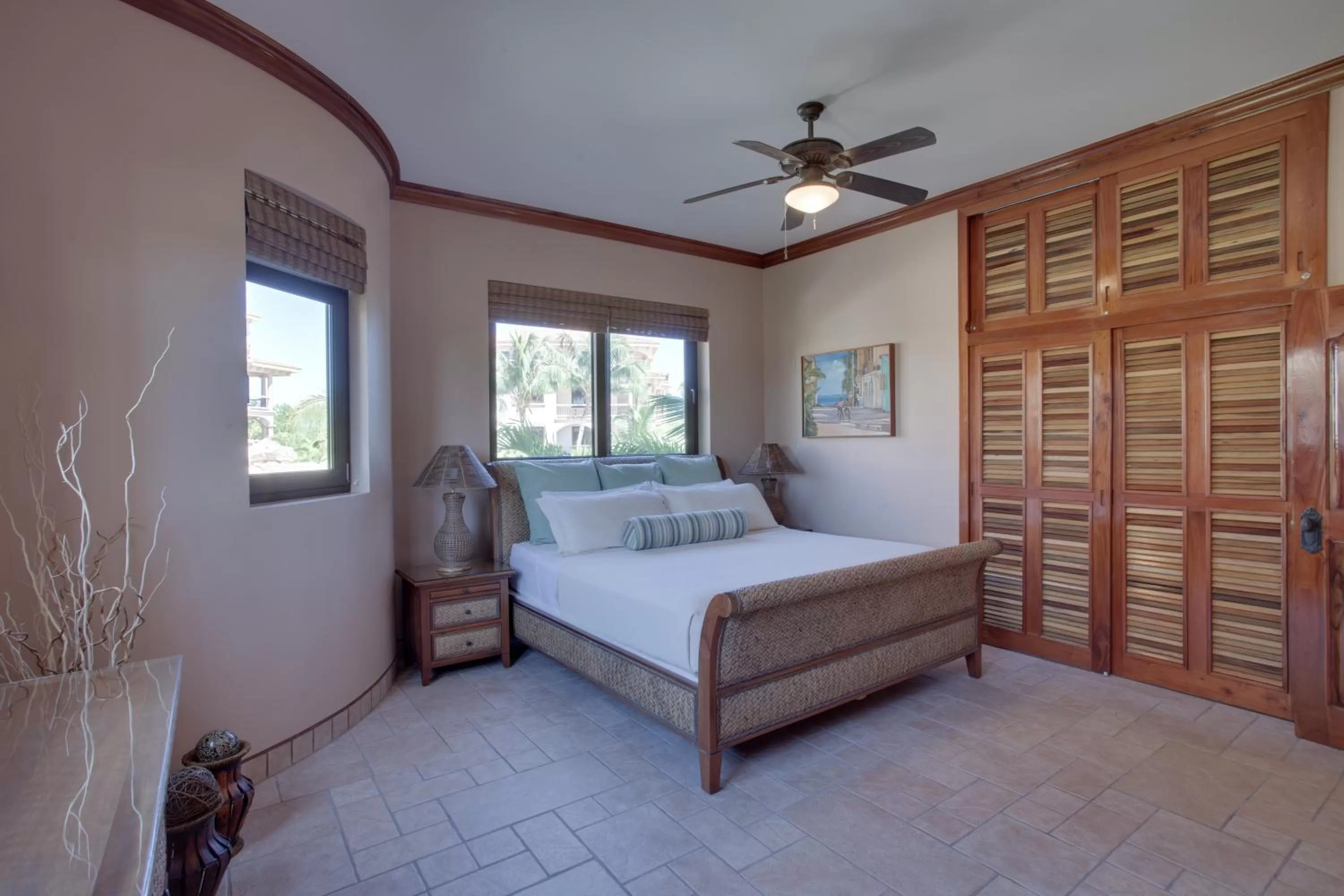 Bedroom, Bed in Coco Beach Resort