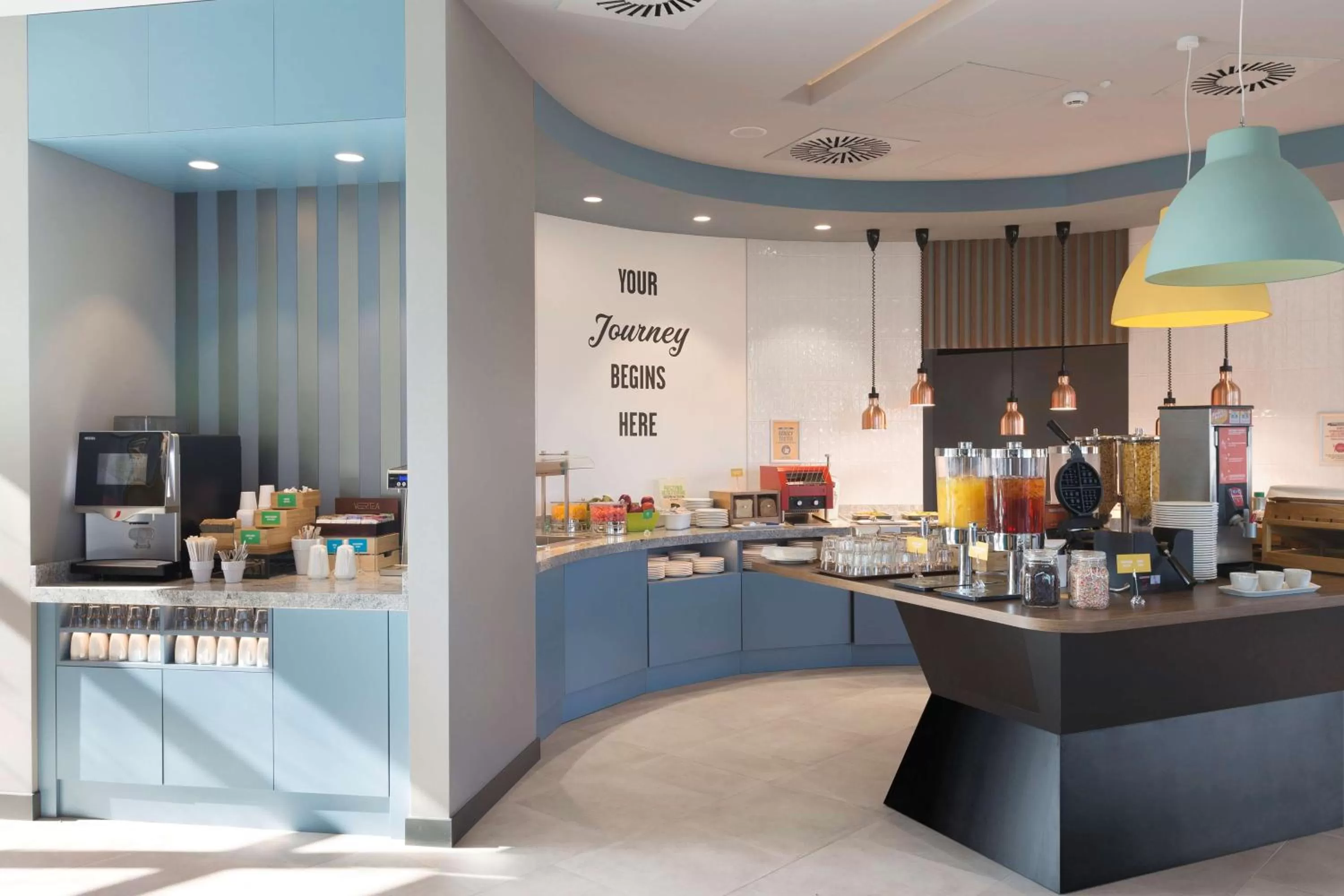 Breakfast in Hampton by Hilton Krakow Airport