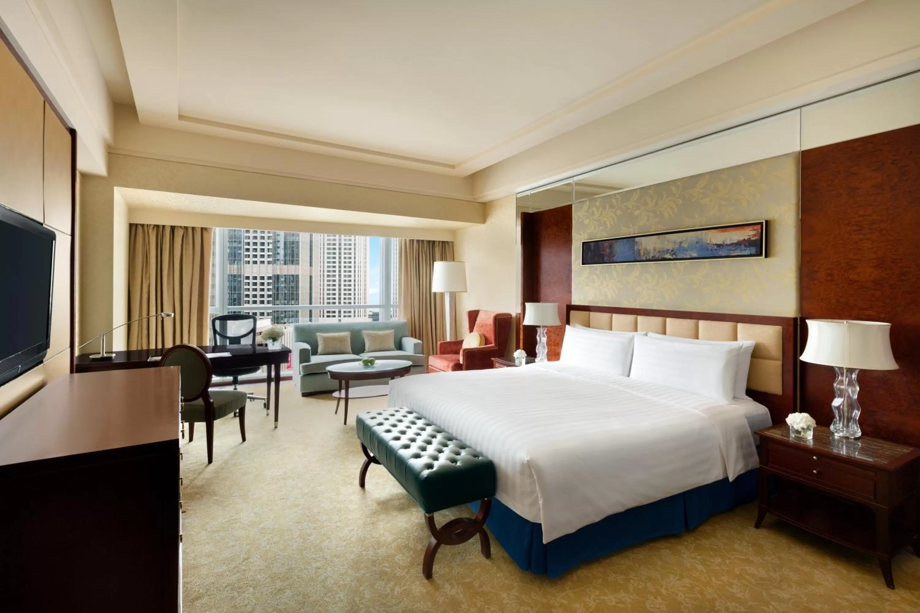 View (from property/room), Bed in Shangri-La Qingdao - May Fourth Square