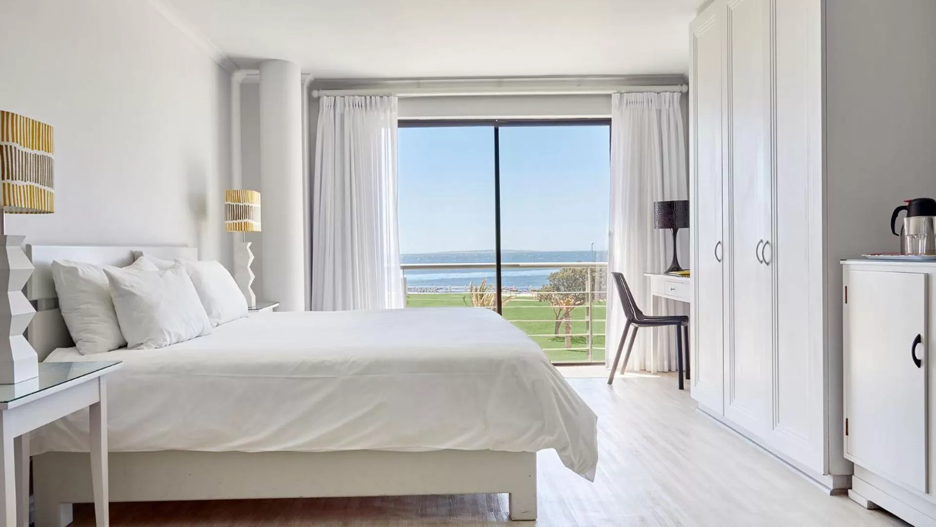 Bed in La Splendida Hotel by NEWMARK