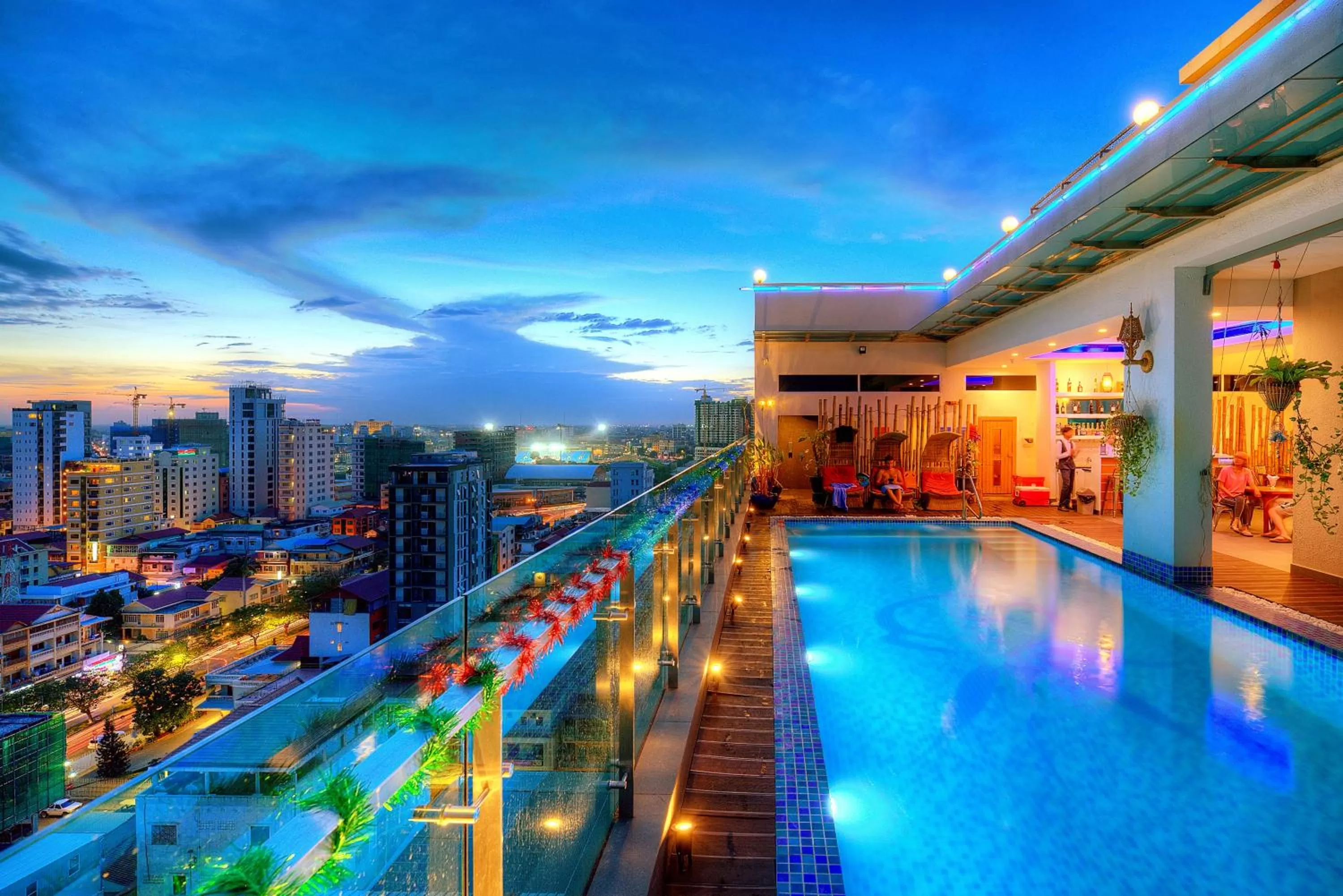 Swimming pool in Orussey One Hotel & Apartment