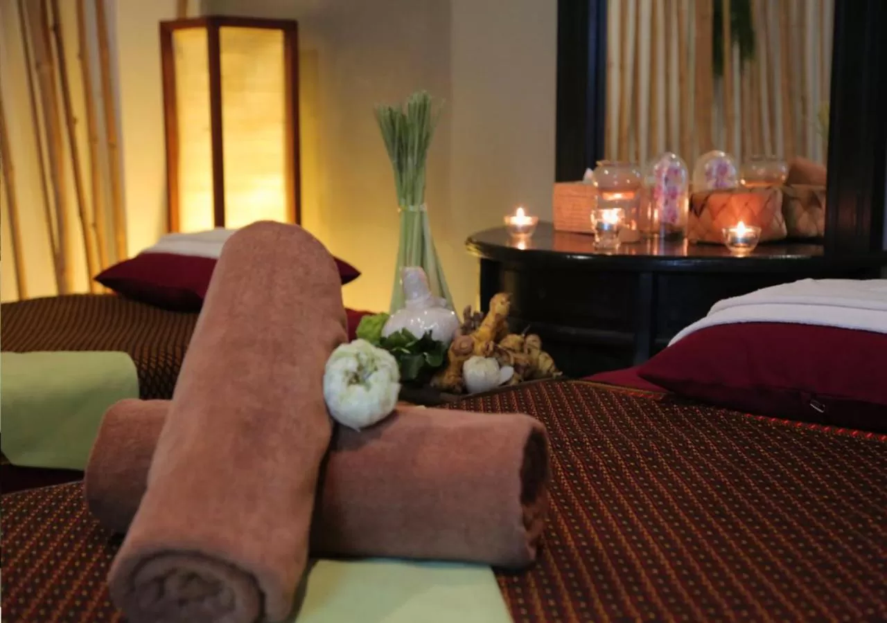 Massage in Ladear Privilege Rooms