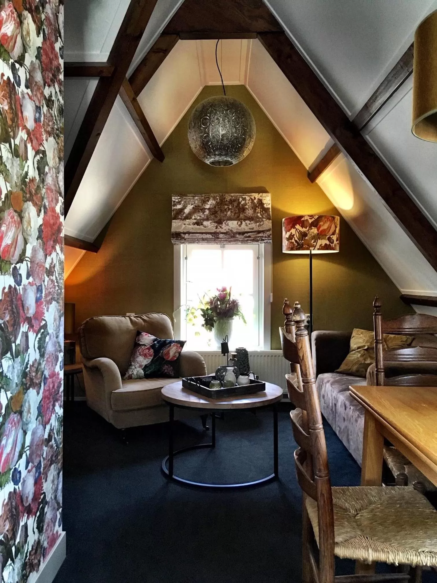 Living room, Seating Area in Hotel West Inn