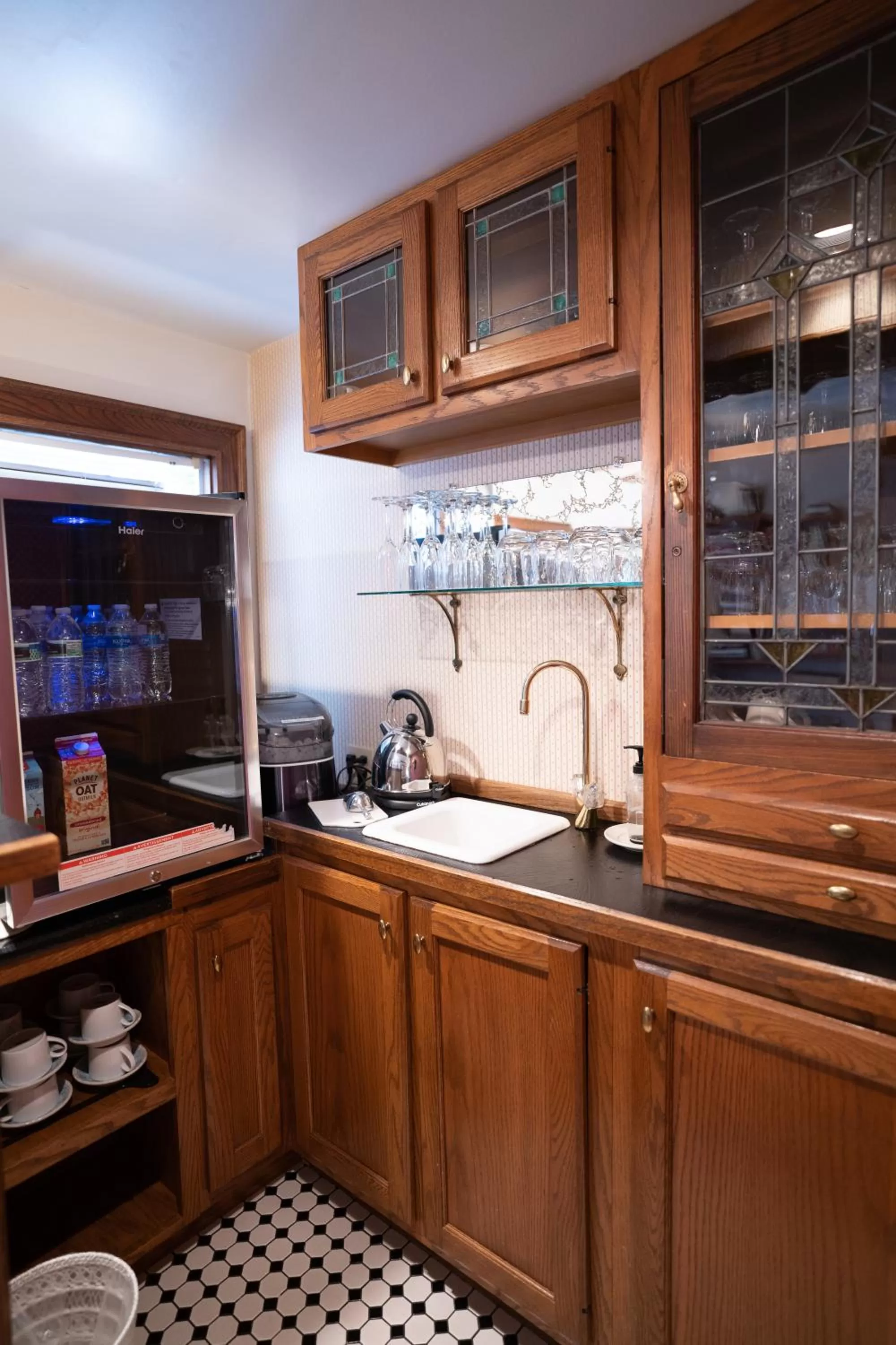 Coffee/tea facilities in Yelton Manor Bed and Breakfast