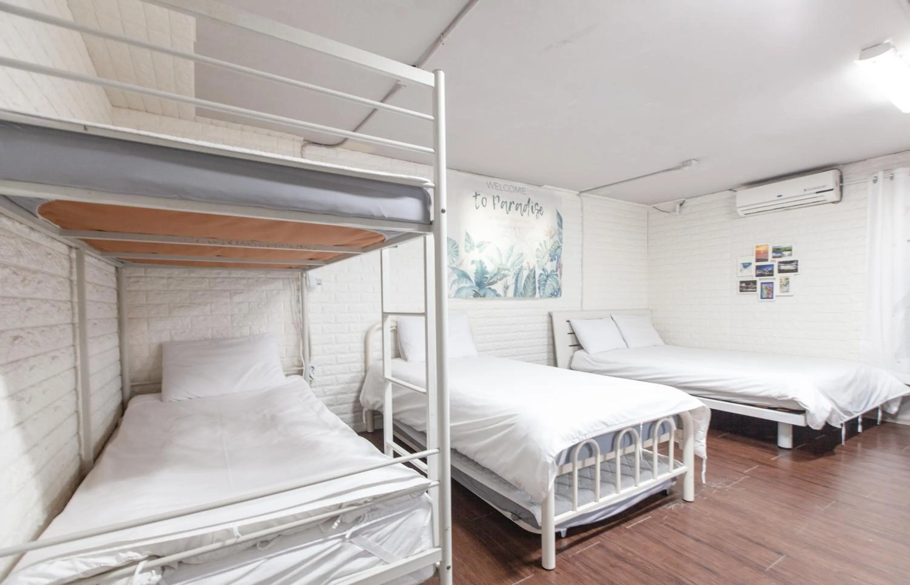 Bed in Hongdae Style Guesthouse