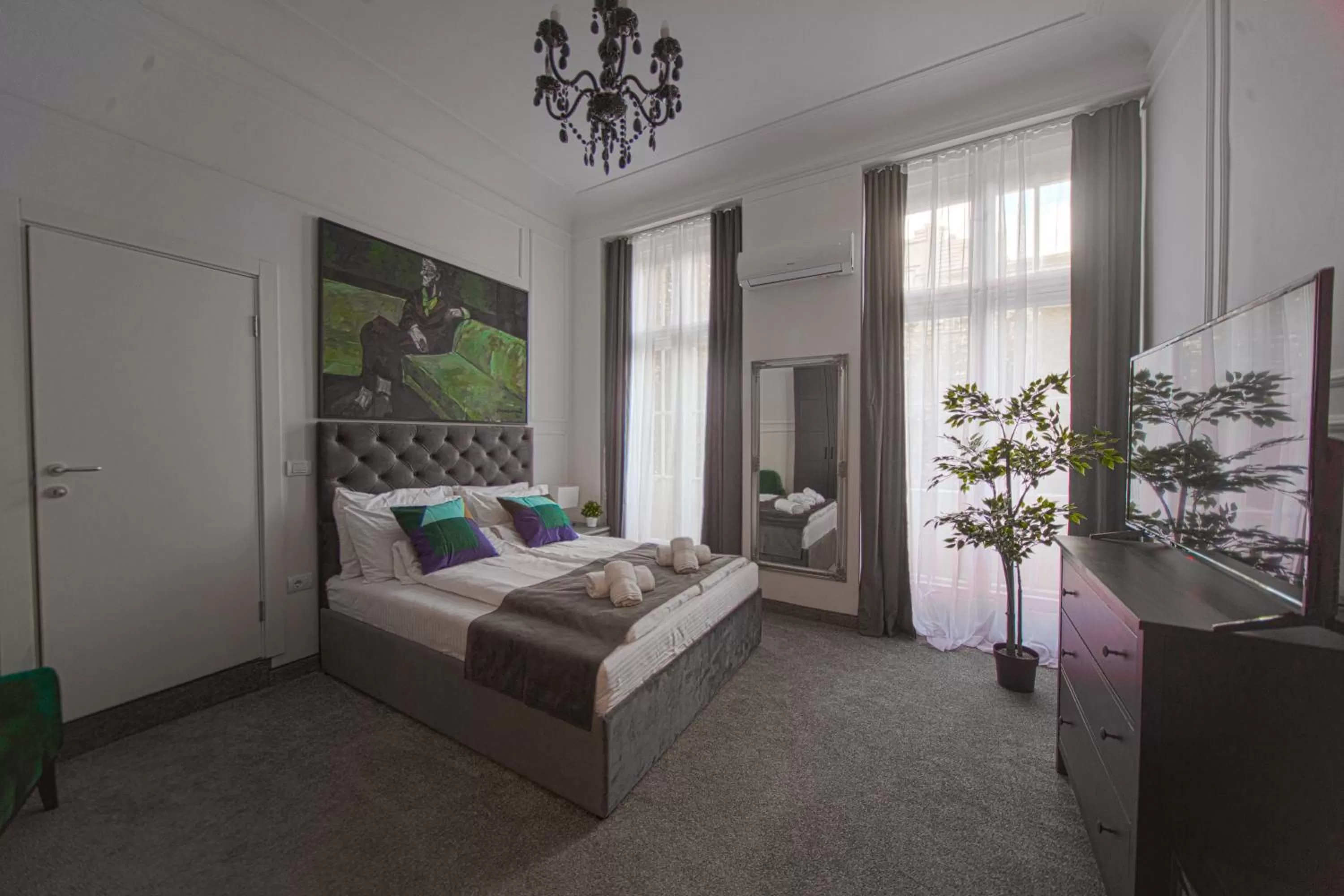 Seating area, Bed in Boutique Hotel Kings Palace