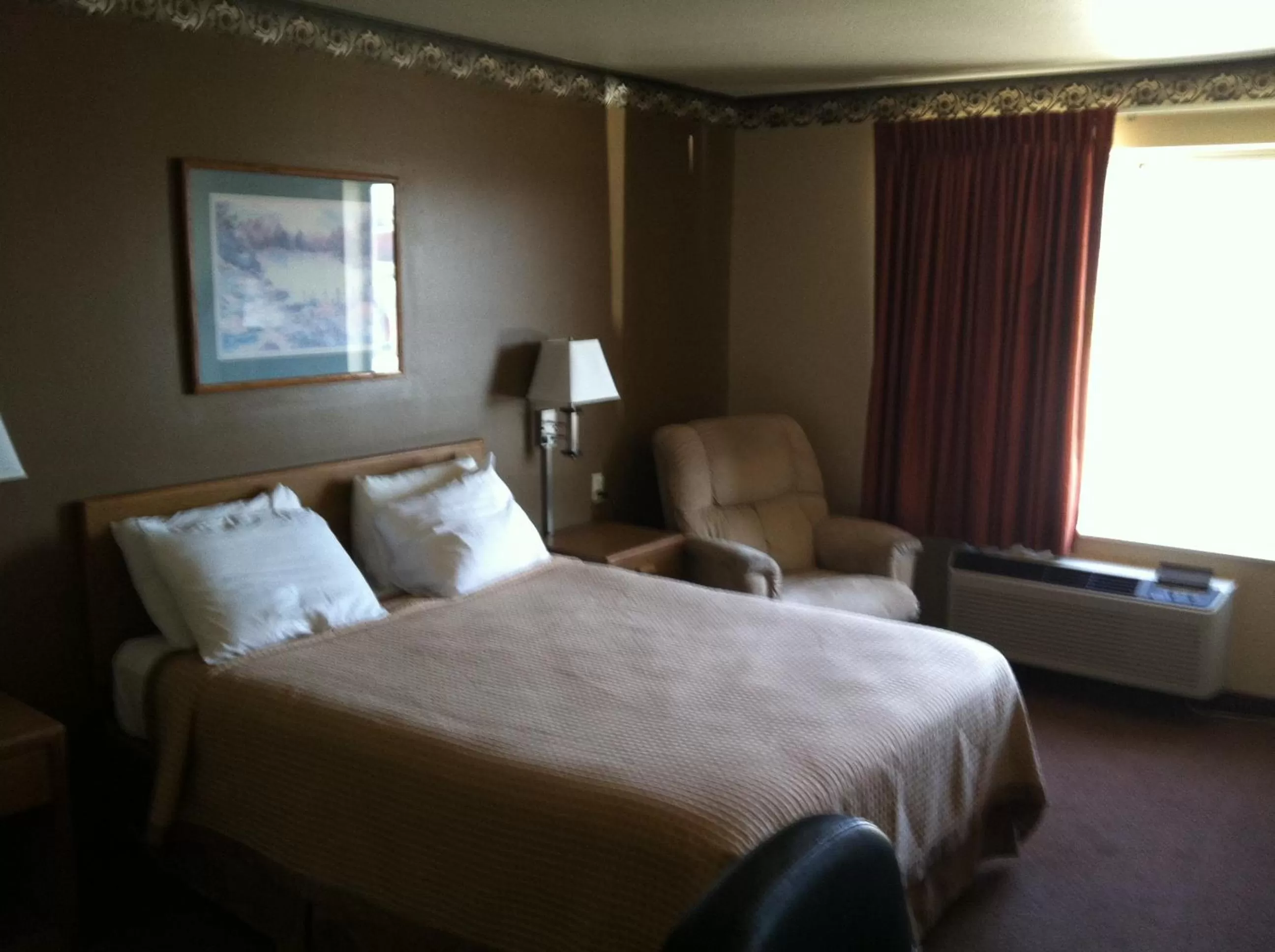 Bed in Days Inn by Wyndham Worthington