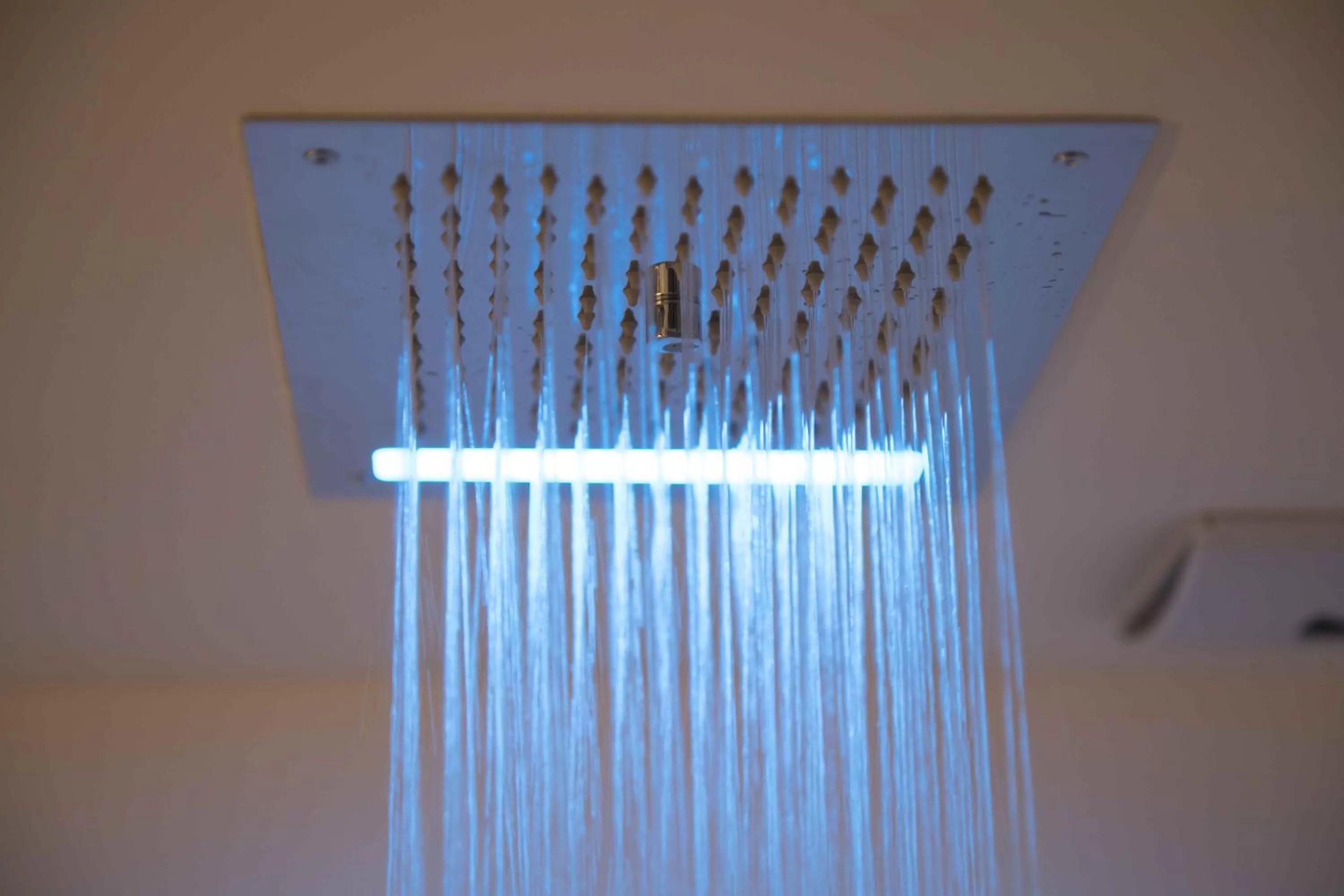 Shower in Le Quattro Stagioni - Rooms & Suites