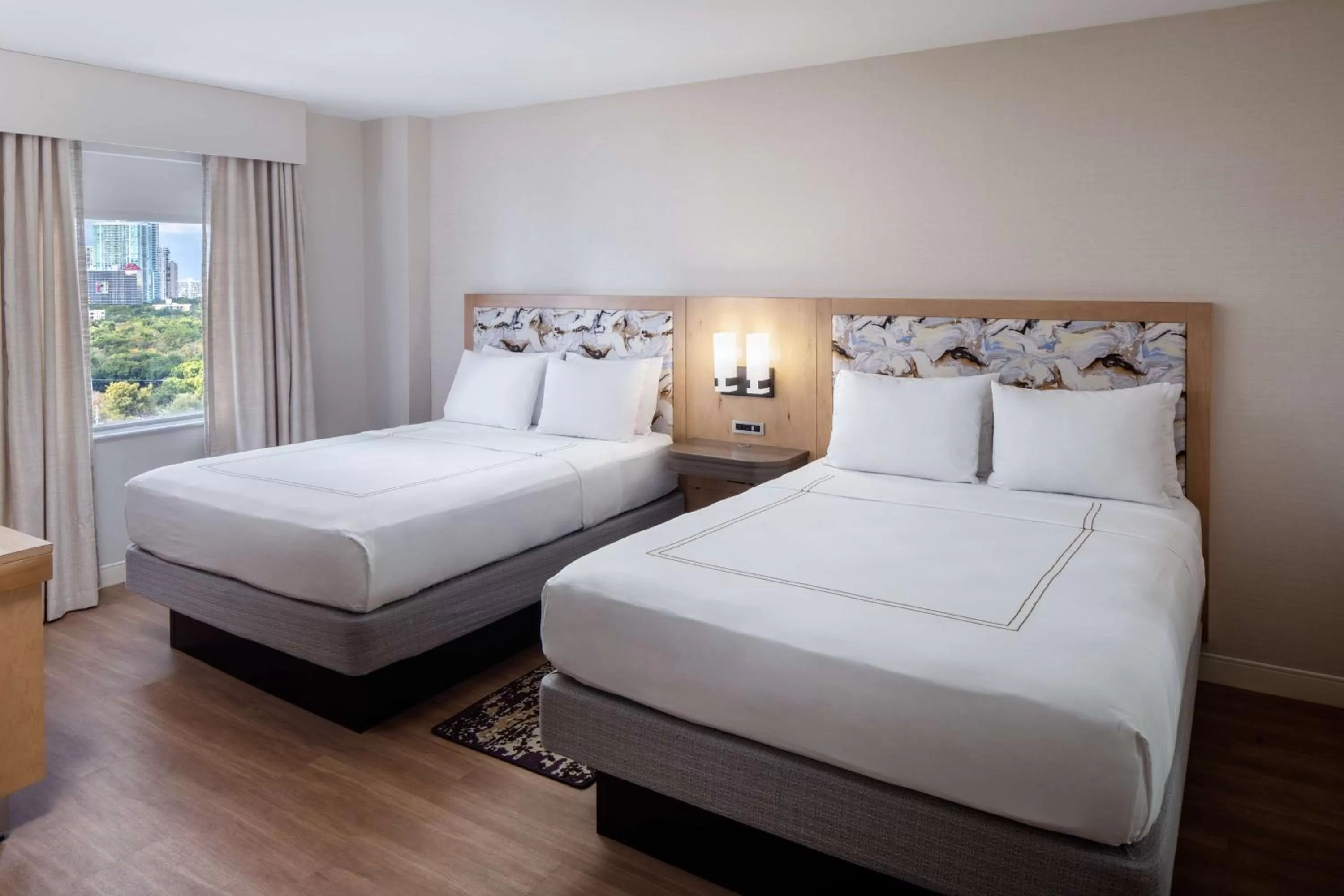 Bed in Hampton Inn & Suites by Hilton Miami Downtown/Brickell
