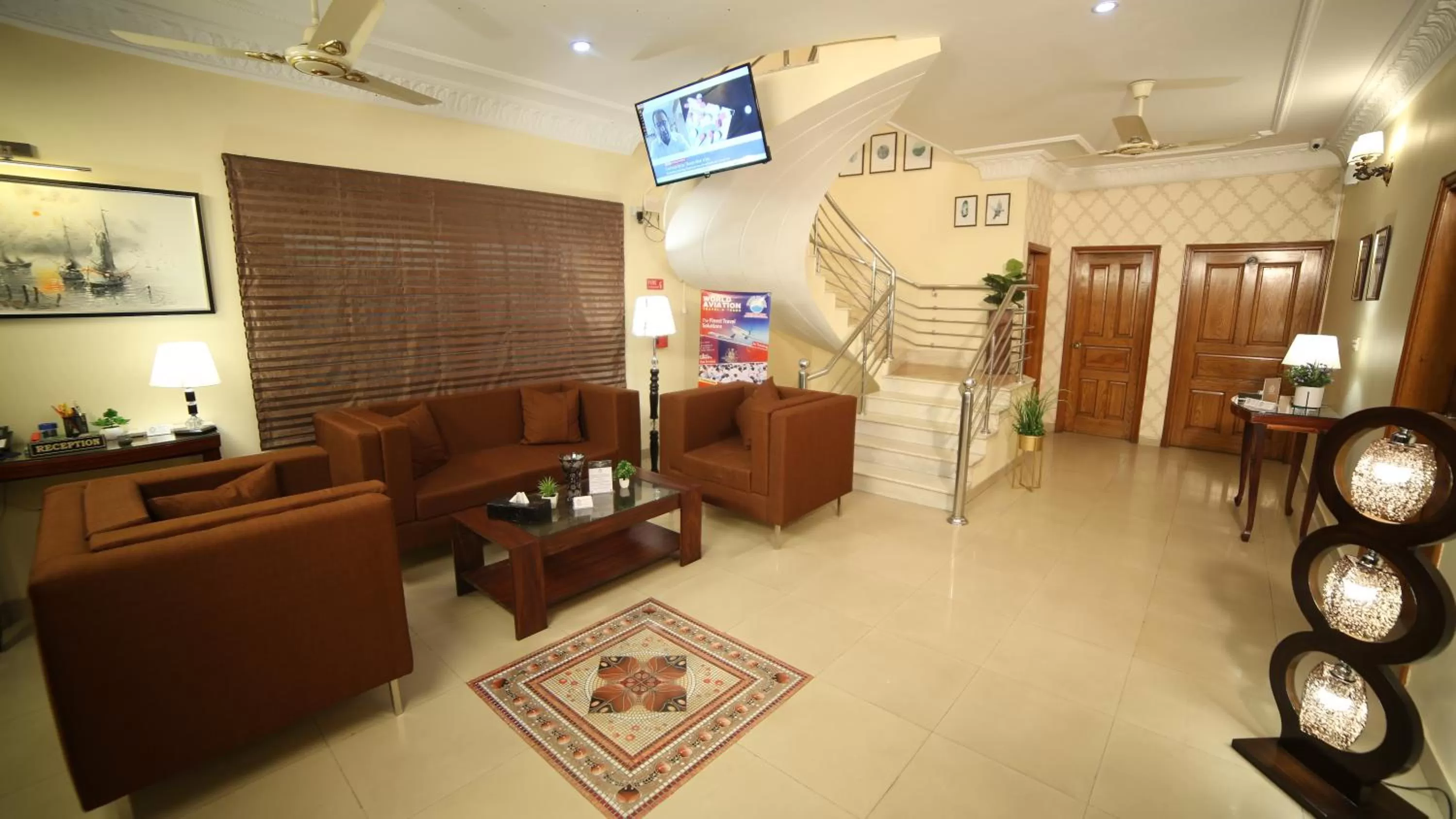 Property building, Lobby/Reception in World Inn Karachi