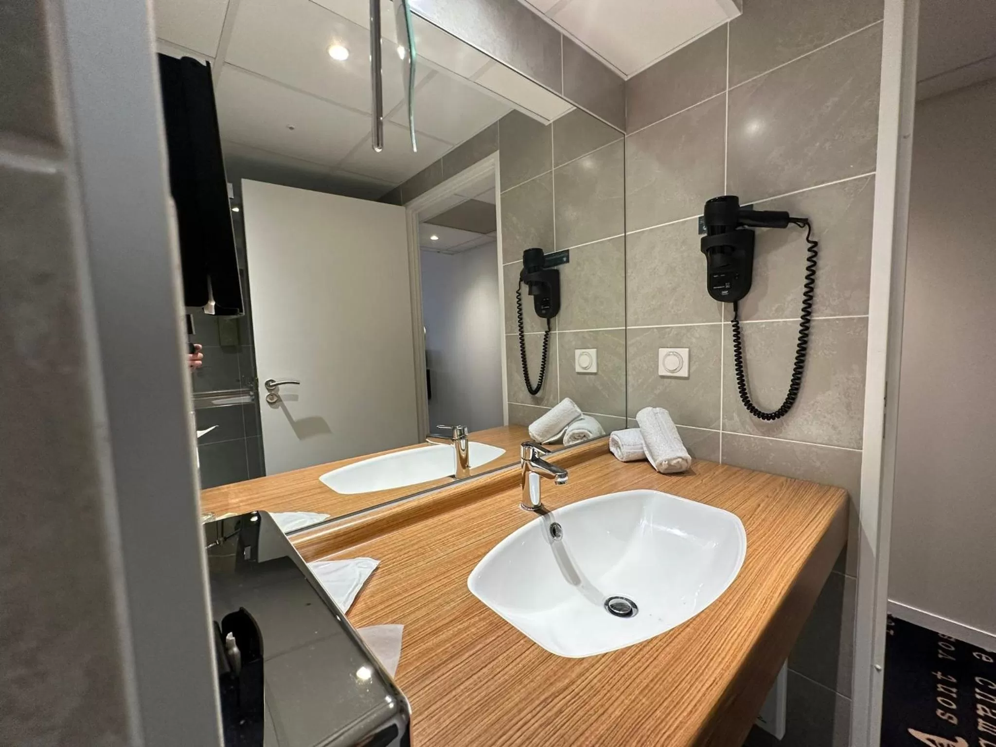 Bathroom in Best Western Plus Thionville Centre