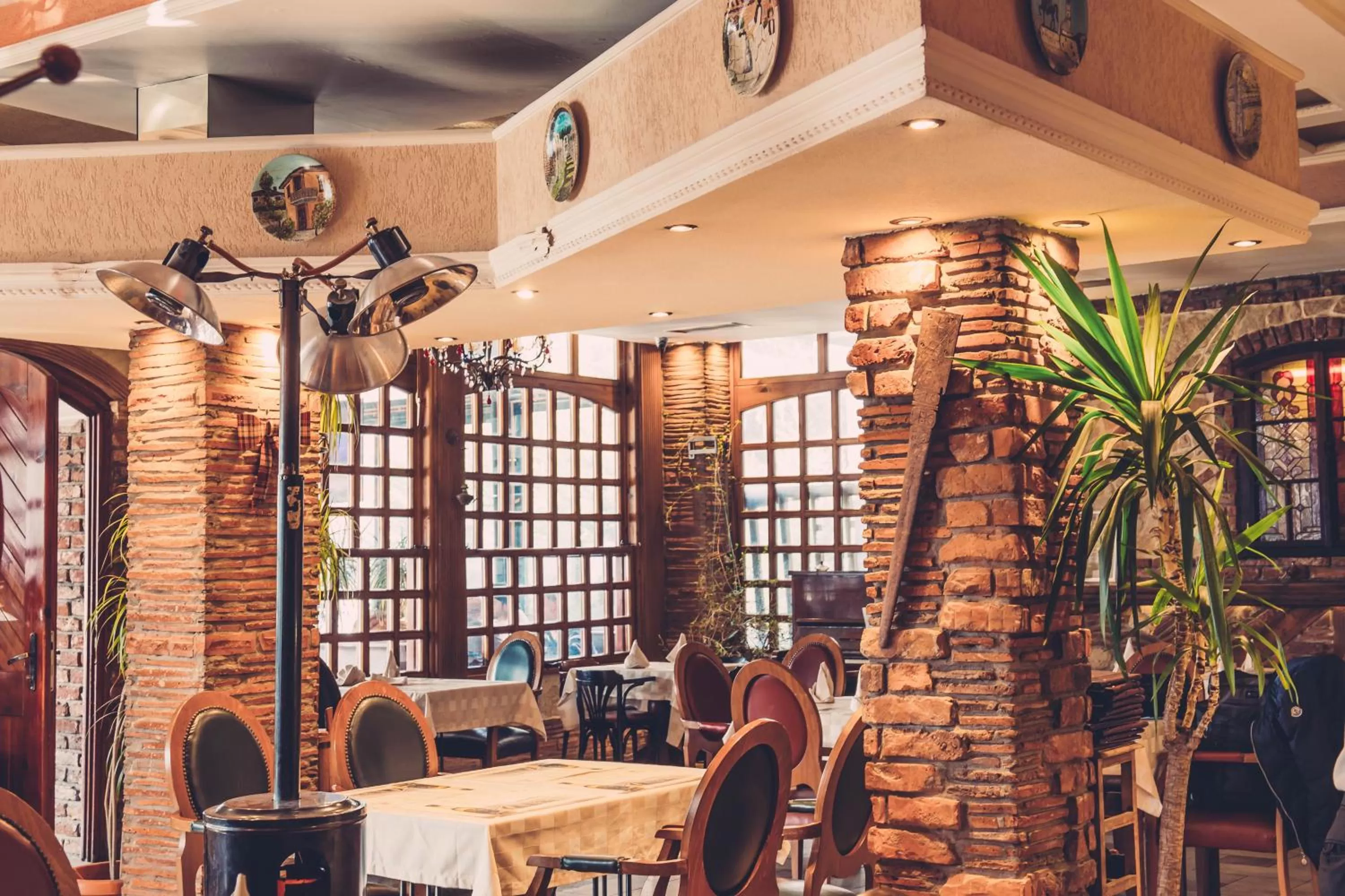 Restaurant/places to eat in Hotel Super 8