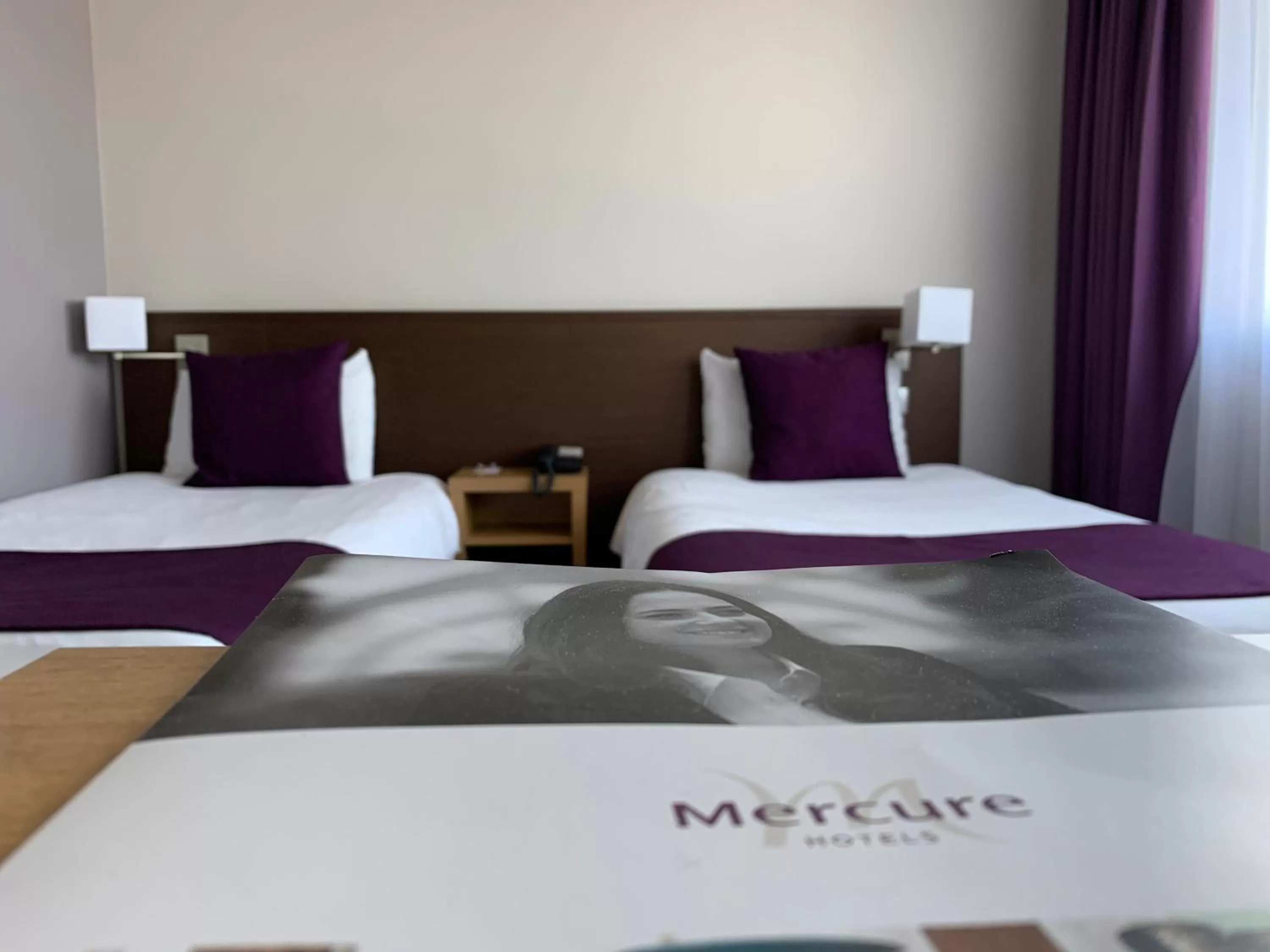 Bedroom, Bed in Mercure Toulouse Aéroport Golf de Seilh