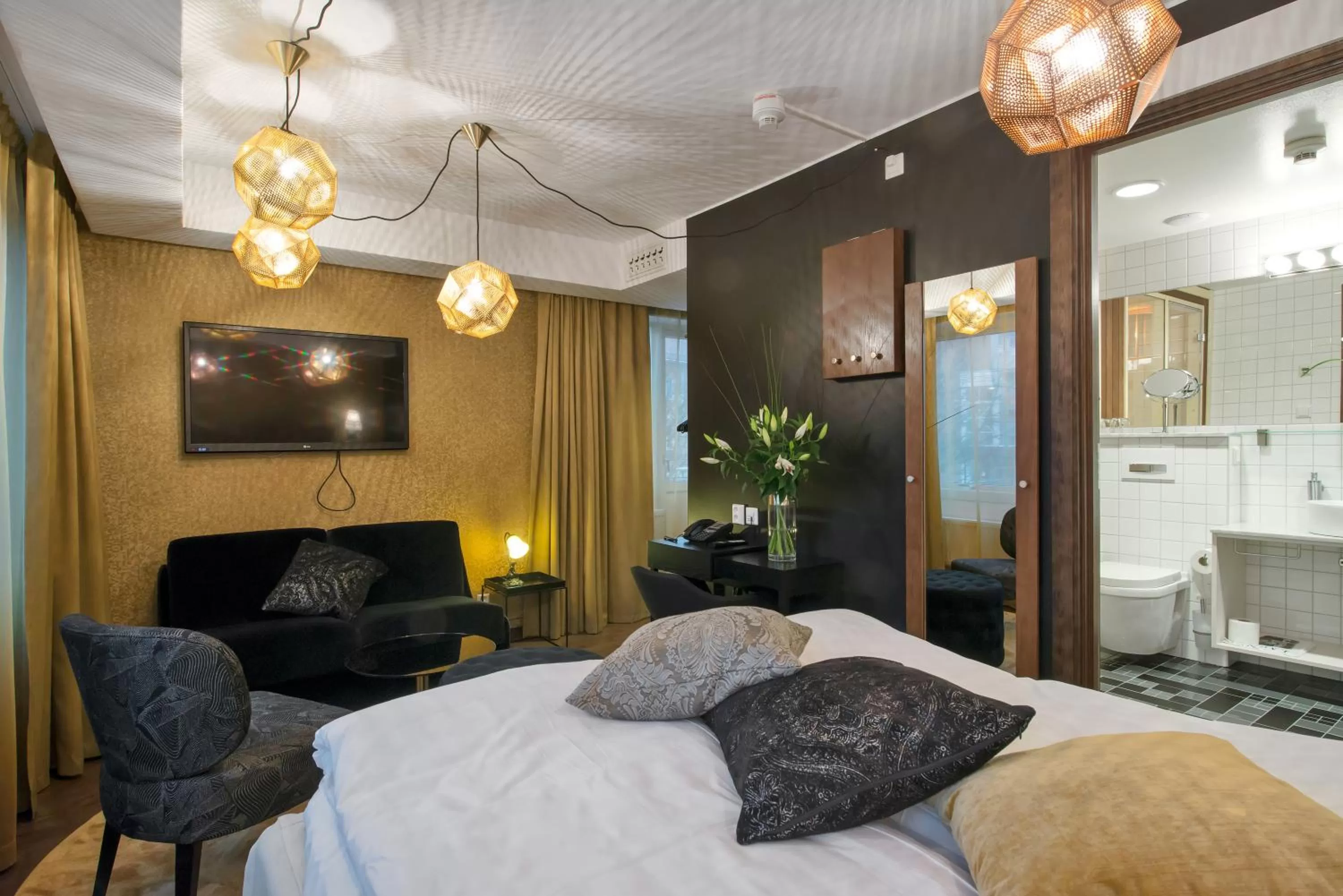 Photo of the whole room, Bed in Best Western Hotel Akersberga