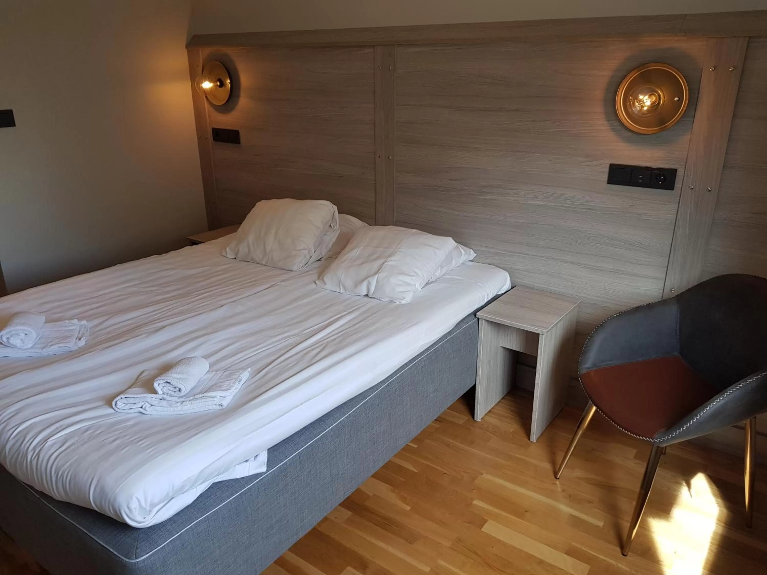 Bed in Hotell Stinsen