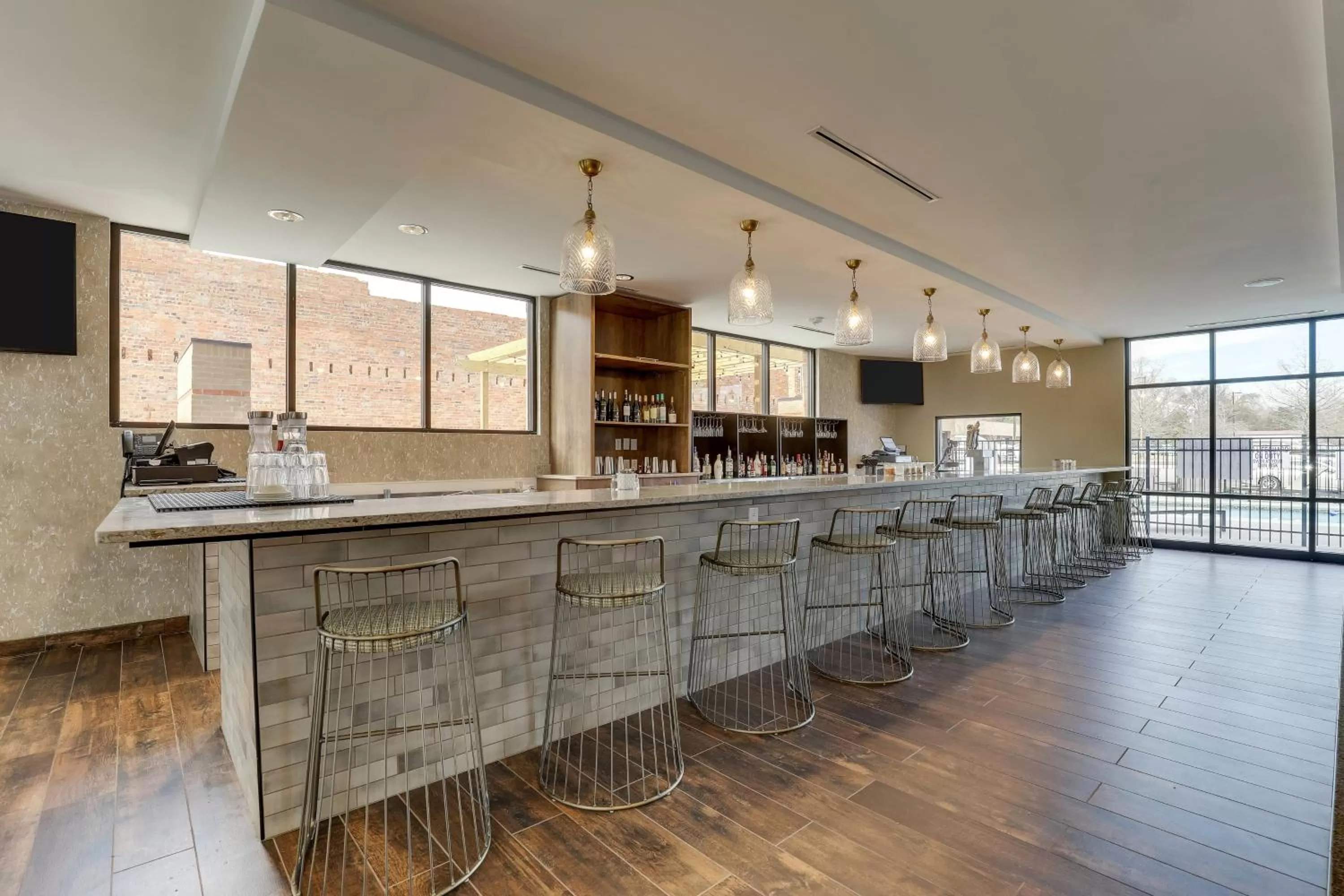 Restaurant/places to eat in SpringHill Suites by Marriott Cheraw